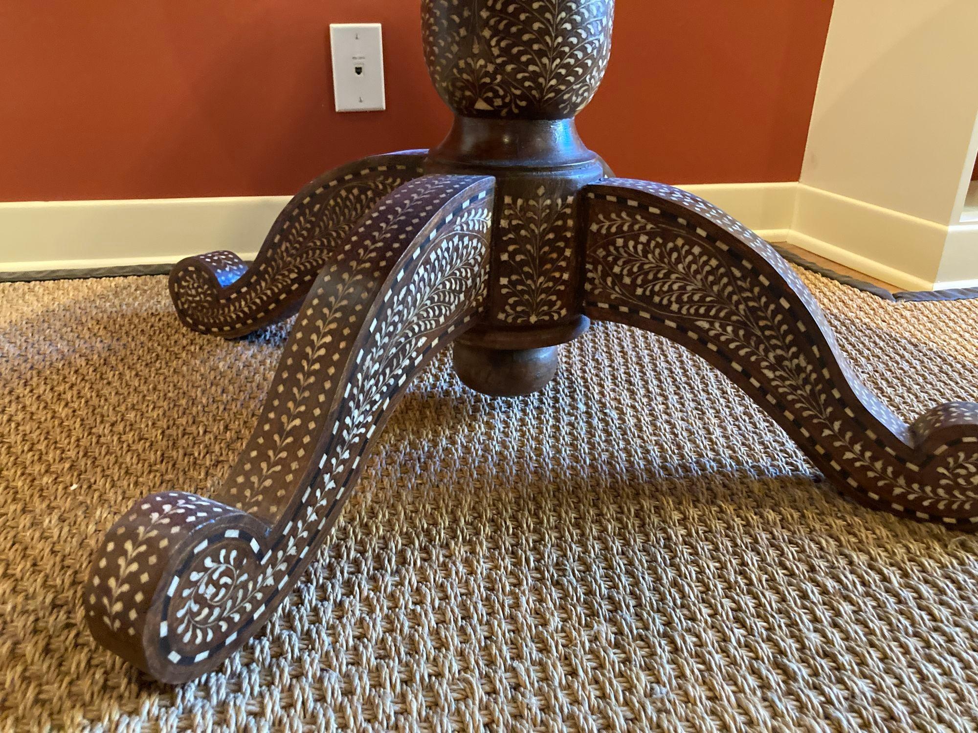 Anglo Indian bone inlaid Center Pedestal Table In Good Condition For Sale In North Hollywood, CA