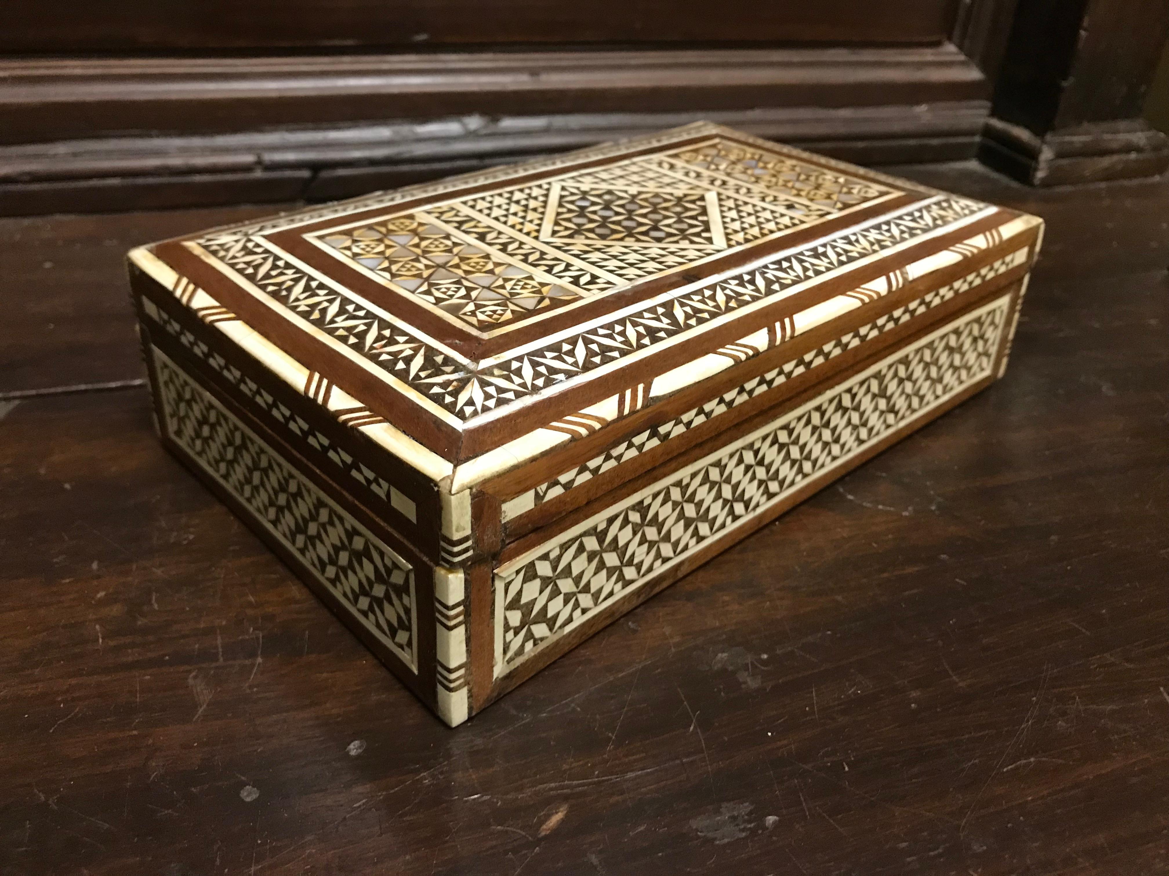 Anglo Indian Box with Mother-of-Pearl Inlay 4