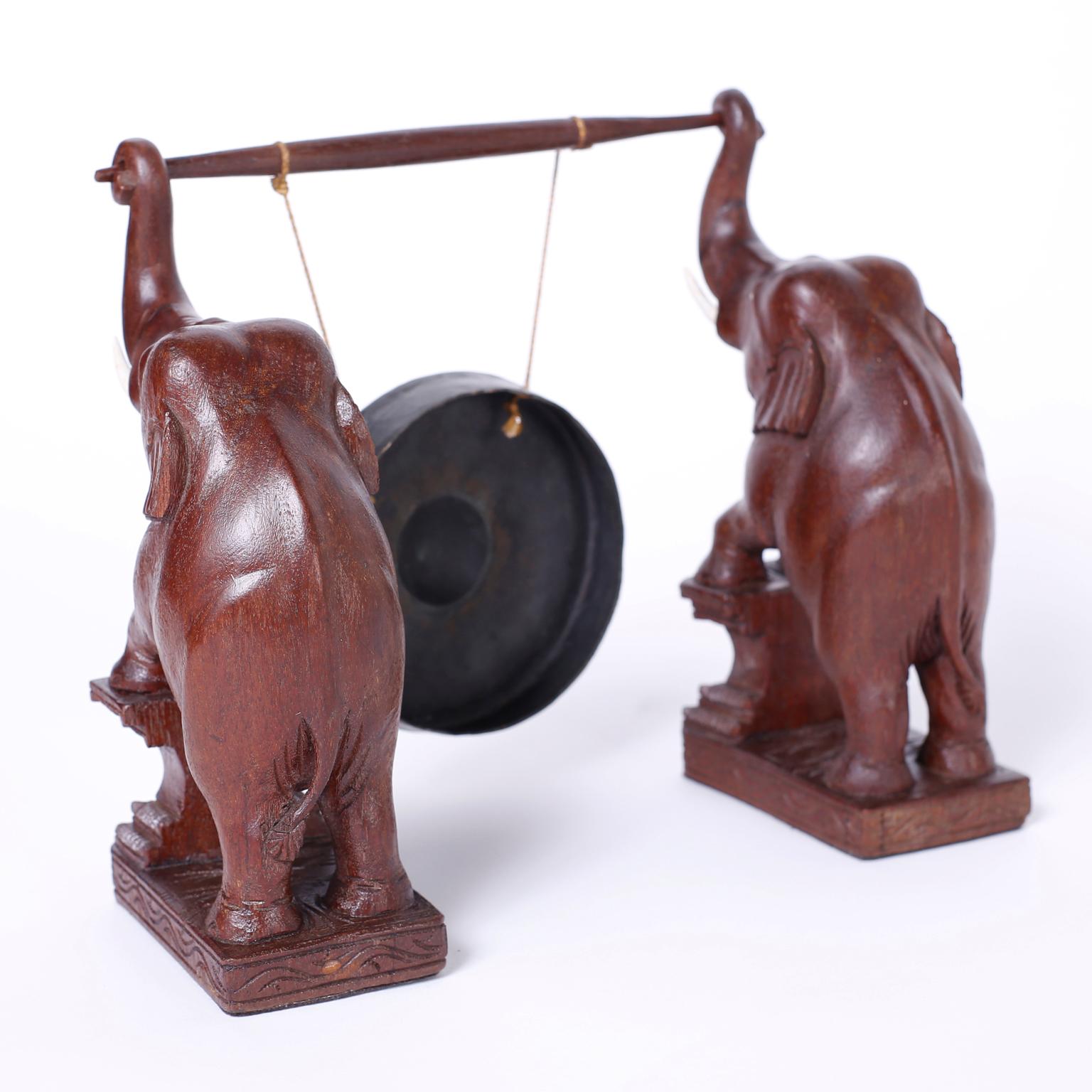Anglo Indian Bronze Gong with Elephants In Good Condition In Palm Beach, FL