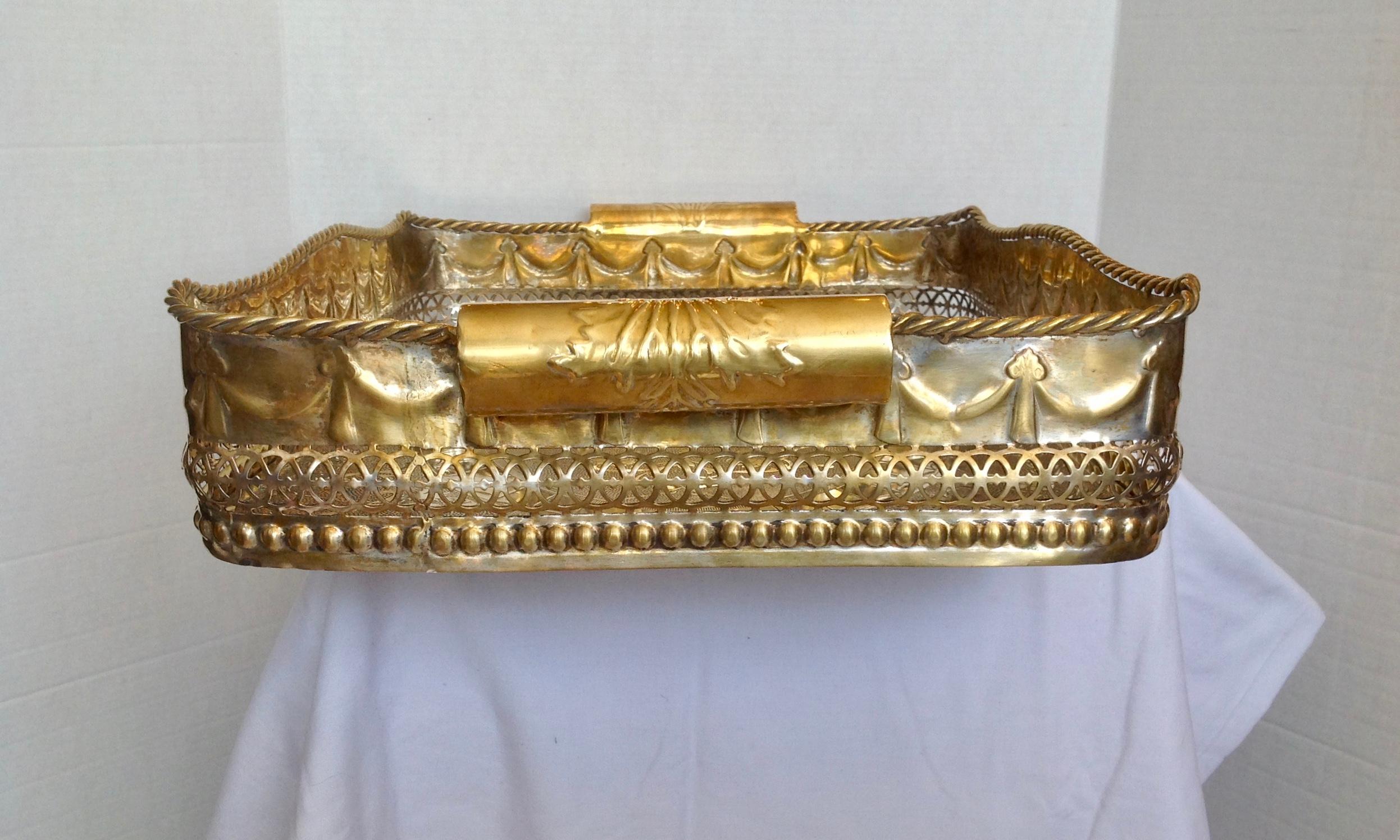 Anglo-Indian Butler's Tray In Good Condition In West Palm Beach, FL
