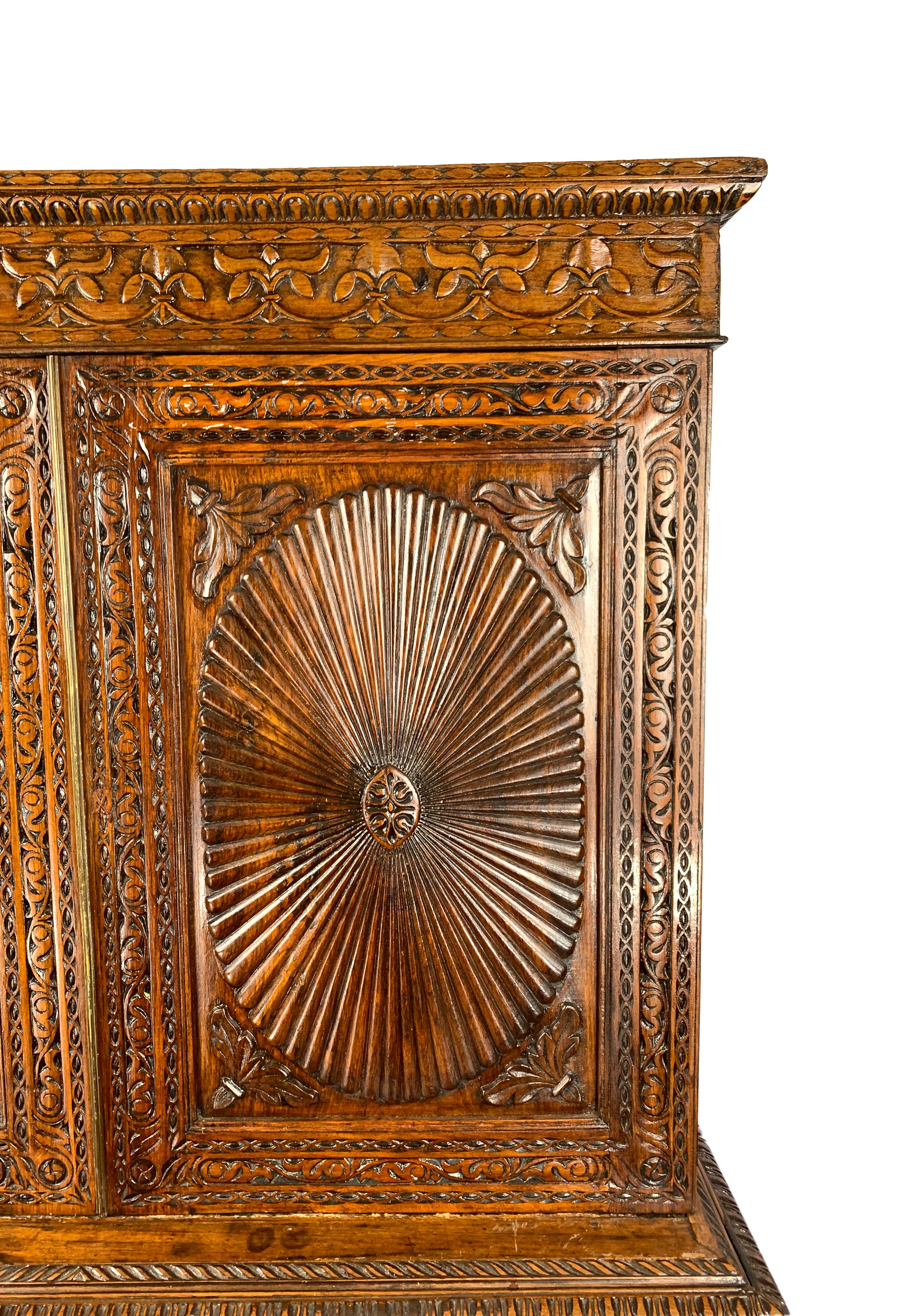 Anglo-Indian Carved Padouk Linen Press In Good Condition For Sale In London, GB