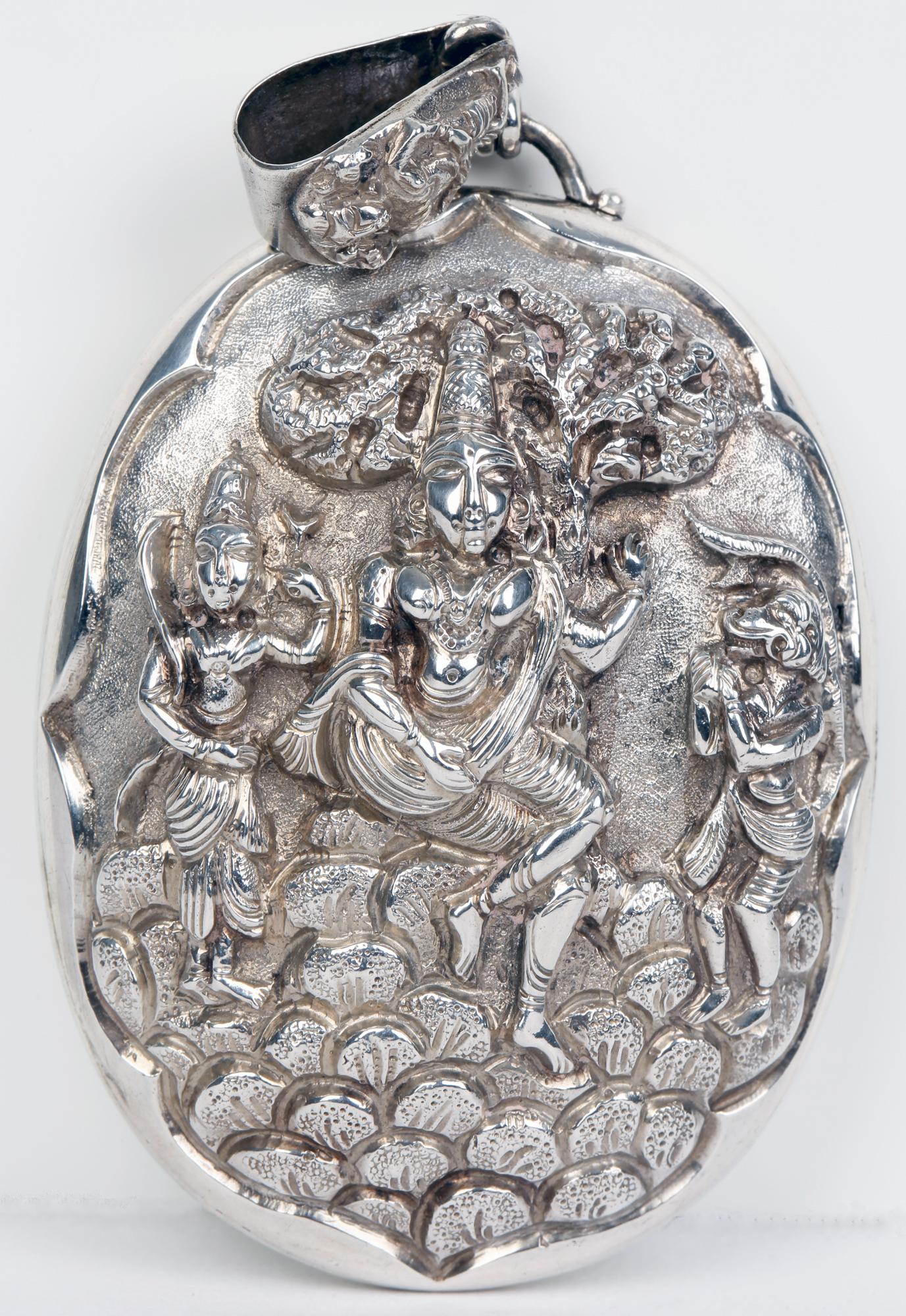 Anglo Indian Fine Large Silver Embossed Deity Oval Locket Dated 1880 For Sale 6