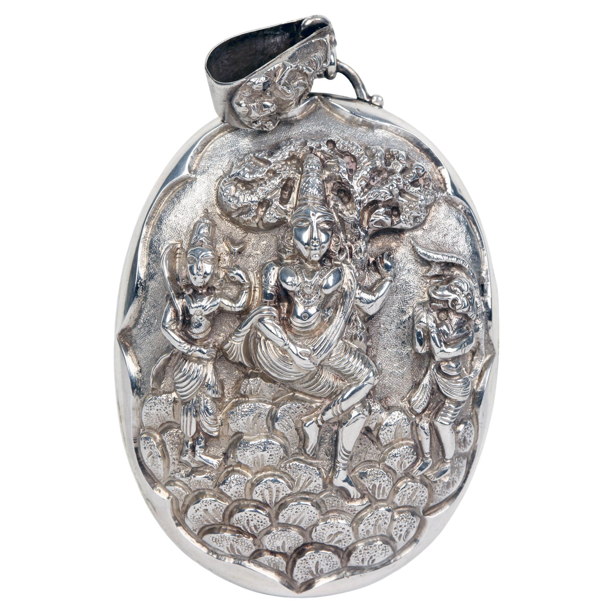 Anglo Indian Fine Large Silver Embossed Deity Oval Locket Dated 1880 For Sale