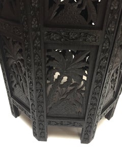 Anglo-Indian Fine Quality Exotic Pierced Hand-Carved Octagonal Table