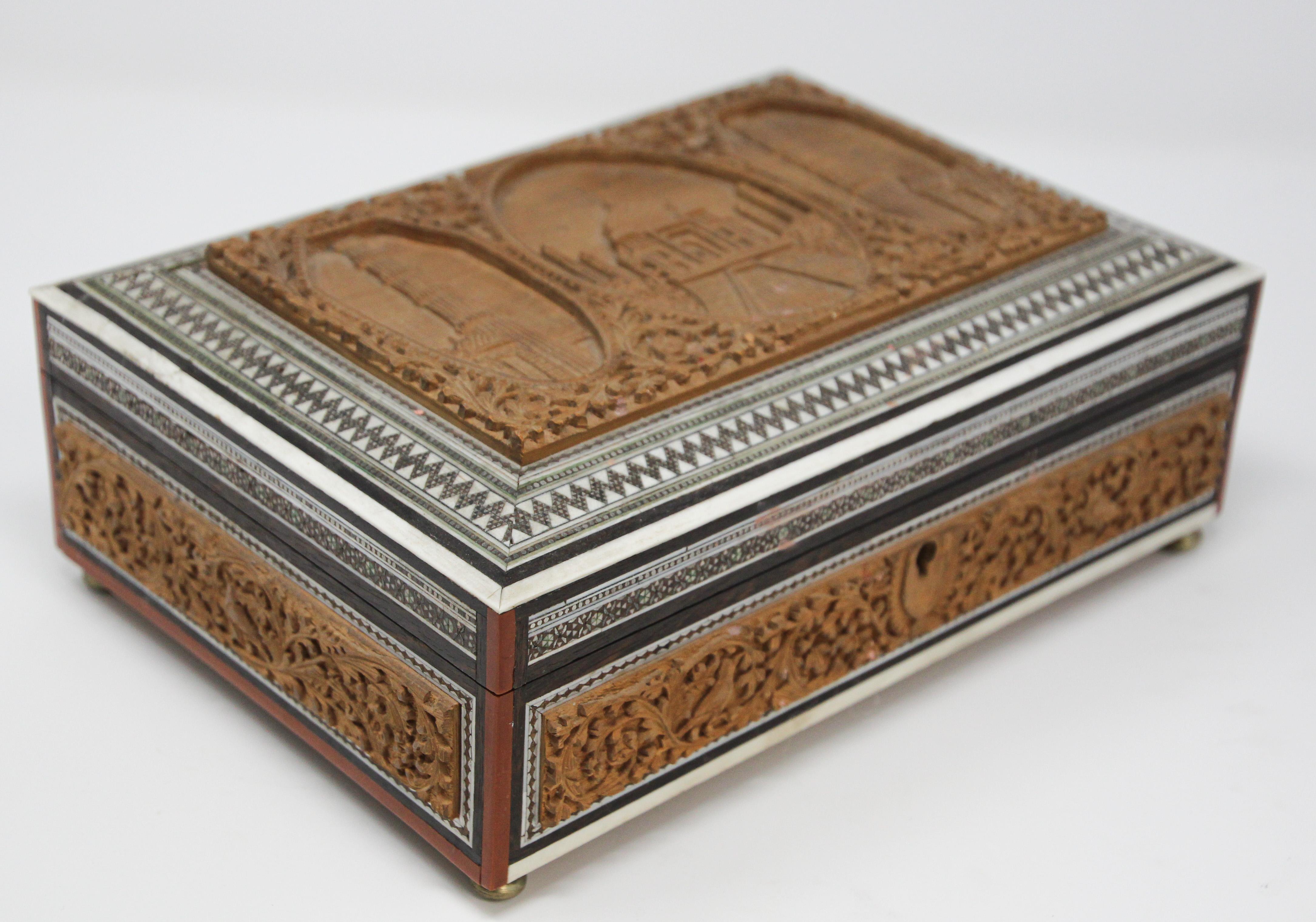 Anglo-Indian Footed Box with Lidded Compartments, 19th Century For Sale 10