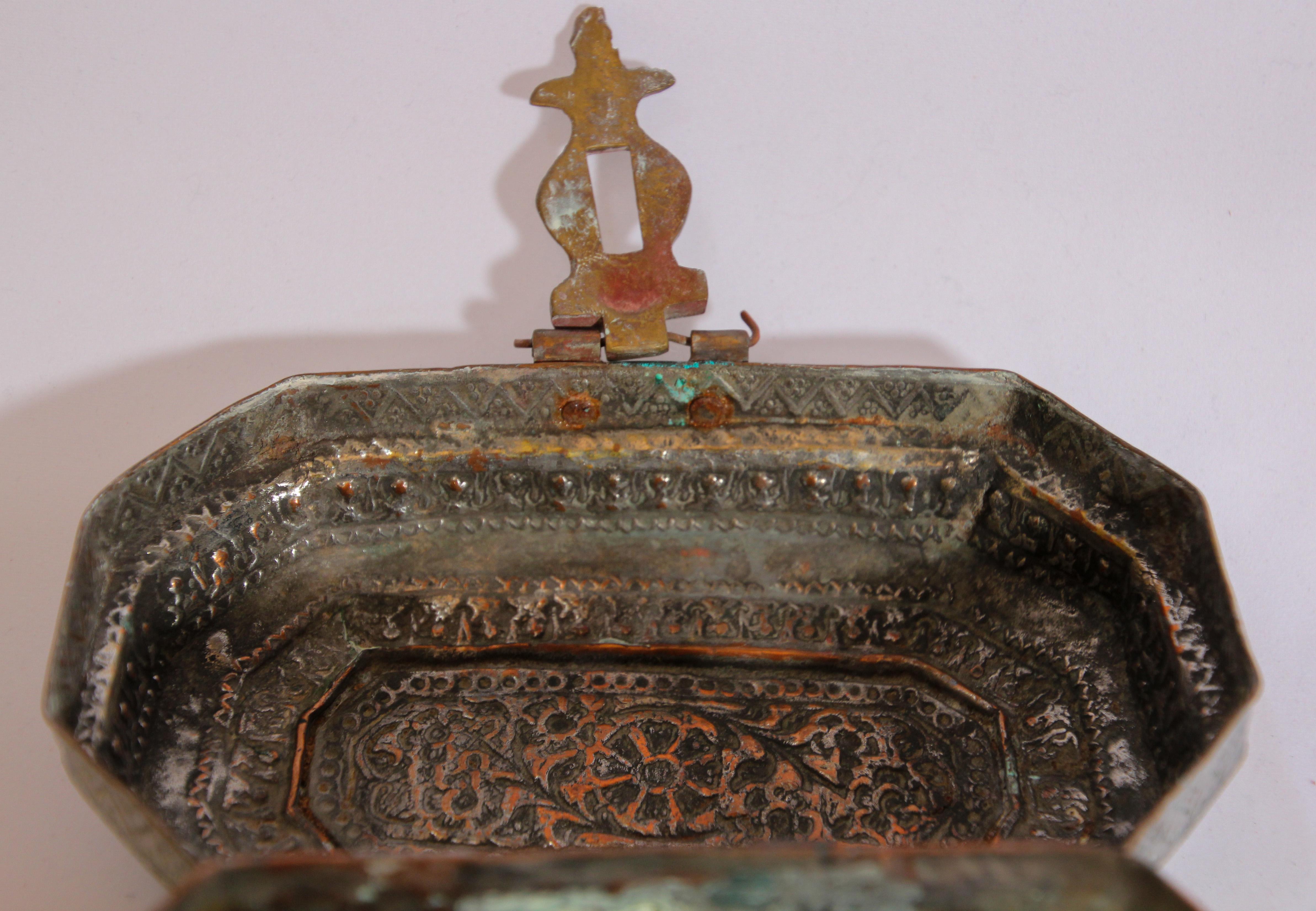 Indian Handcrafted Tinned Copper Metal Betel or Spices Caddy Box For Sale