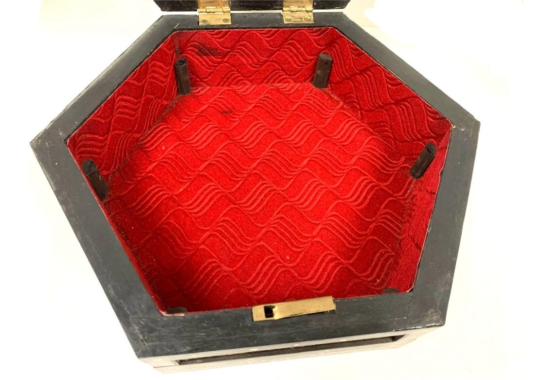 20th Century Anglo-Indian Hexagonal Porcupine Quill Box