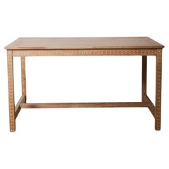 Mesa angloindia con incrustaciones