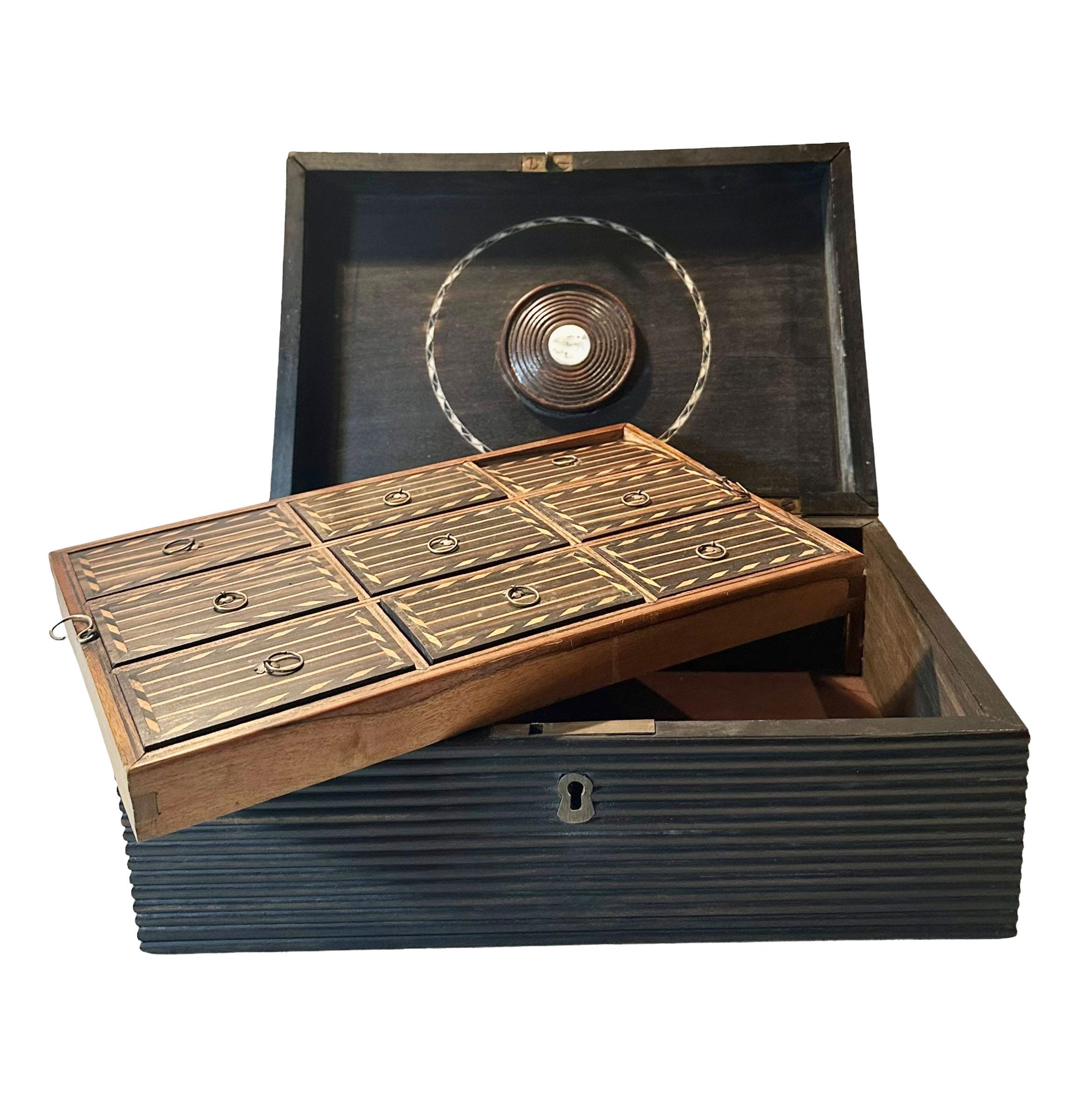 Caja de marquetería angloindia Hueso en venta