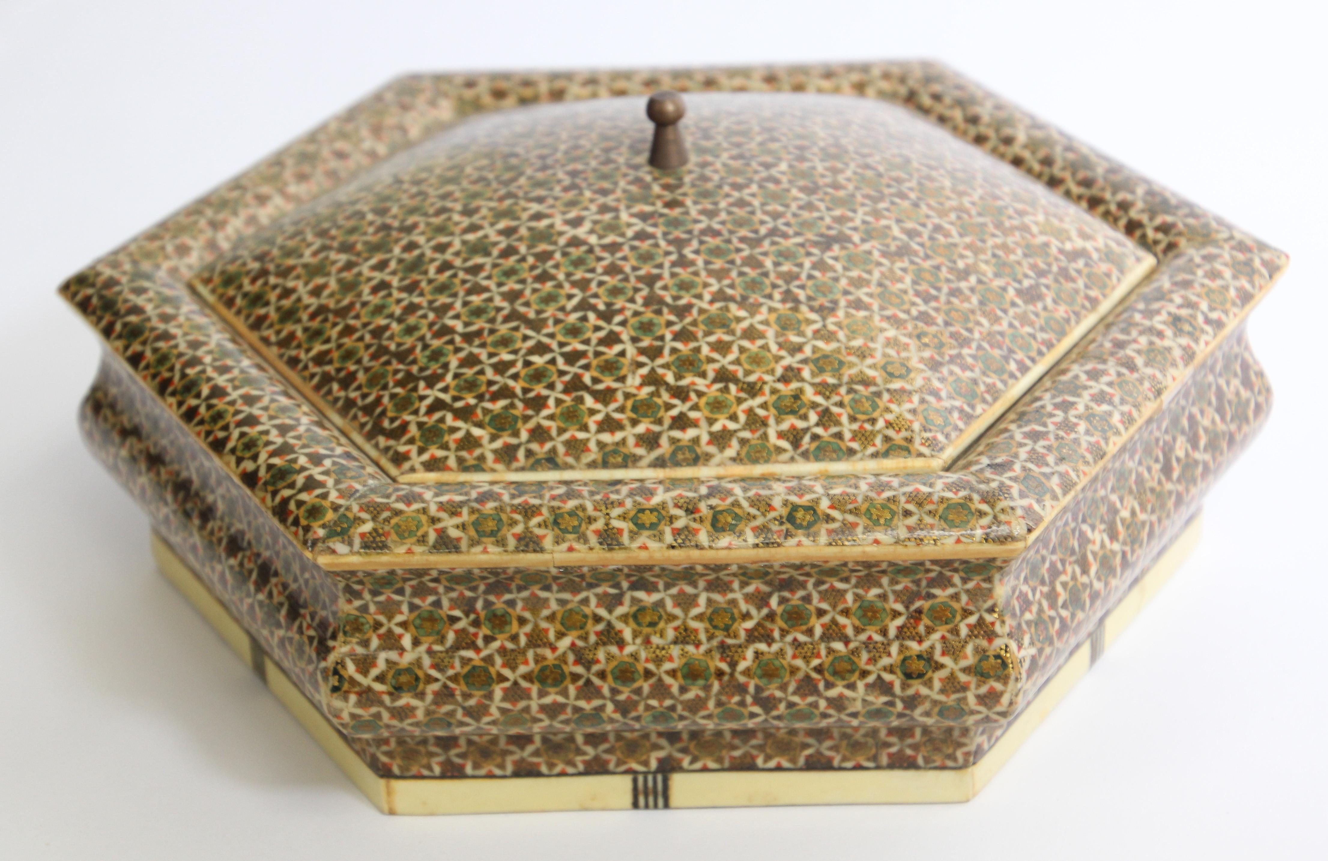 Wood Anglo Indian Micro Sadeli Mosaic Inlaid Box