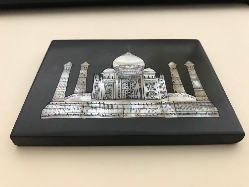 Inlay Anglo Indian Mother of Pearl and Black Marble Taj Mahal Paperweight