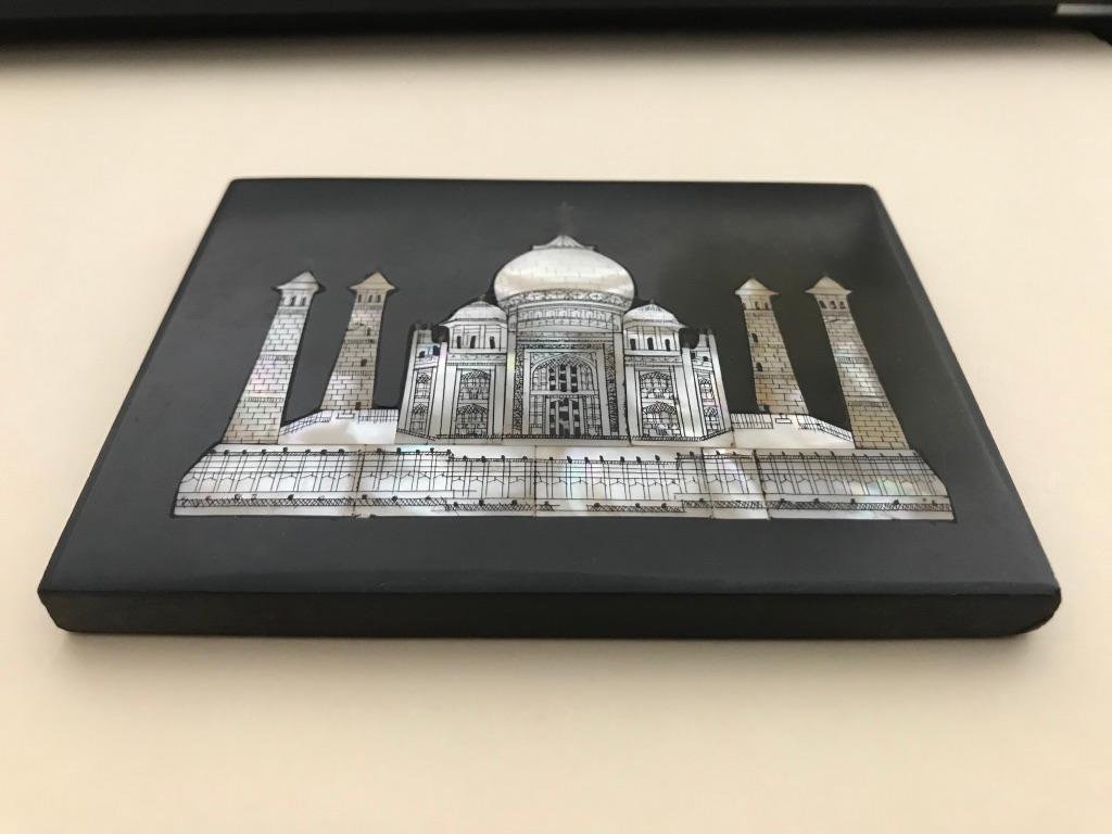Anglo Indian Mother of Pearl and Black Marble Taj Mahal Paperweight In Good Condition In Stamford, CT