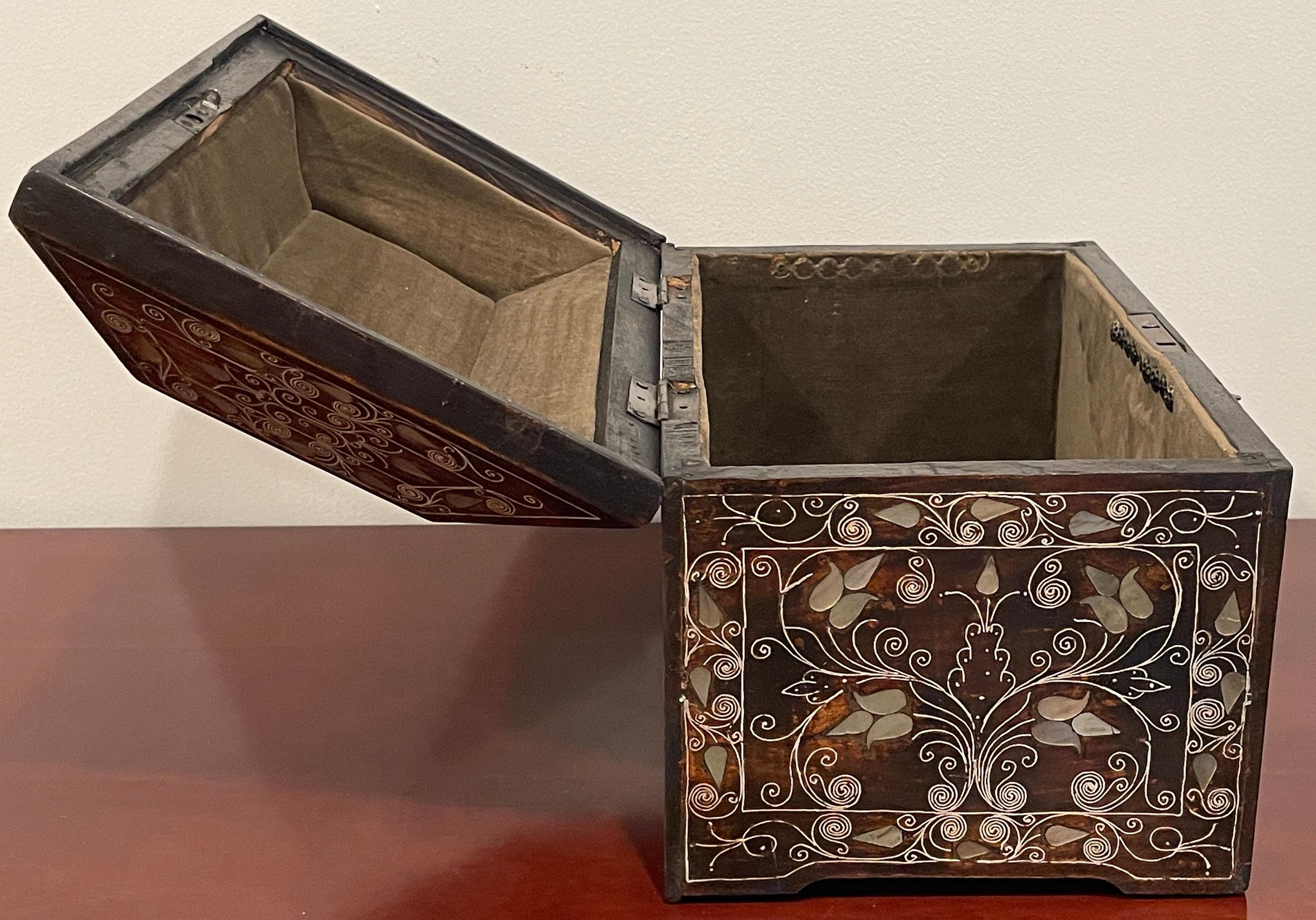 Wood Anglo-Indian Mother of Pearl Inlaid Trunk/Box 