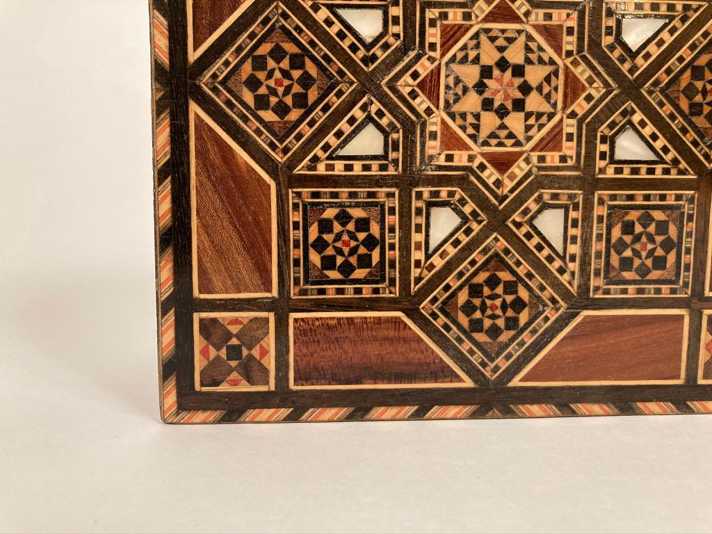 Anglo-Indian Mother of Pearl, Rosewood and Ebony Inlaid Box 6