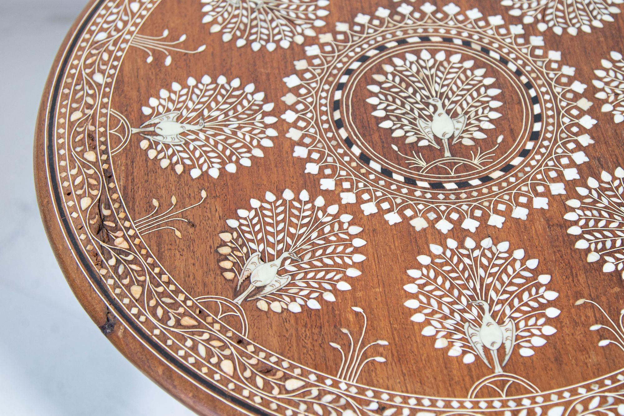 Anglo Indian Mughal Teak Inlaid Round Side Table In Good Condition In North Hollywood, CA
