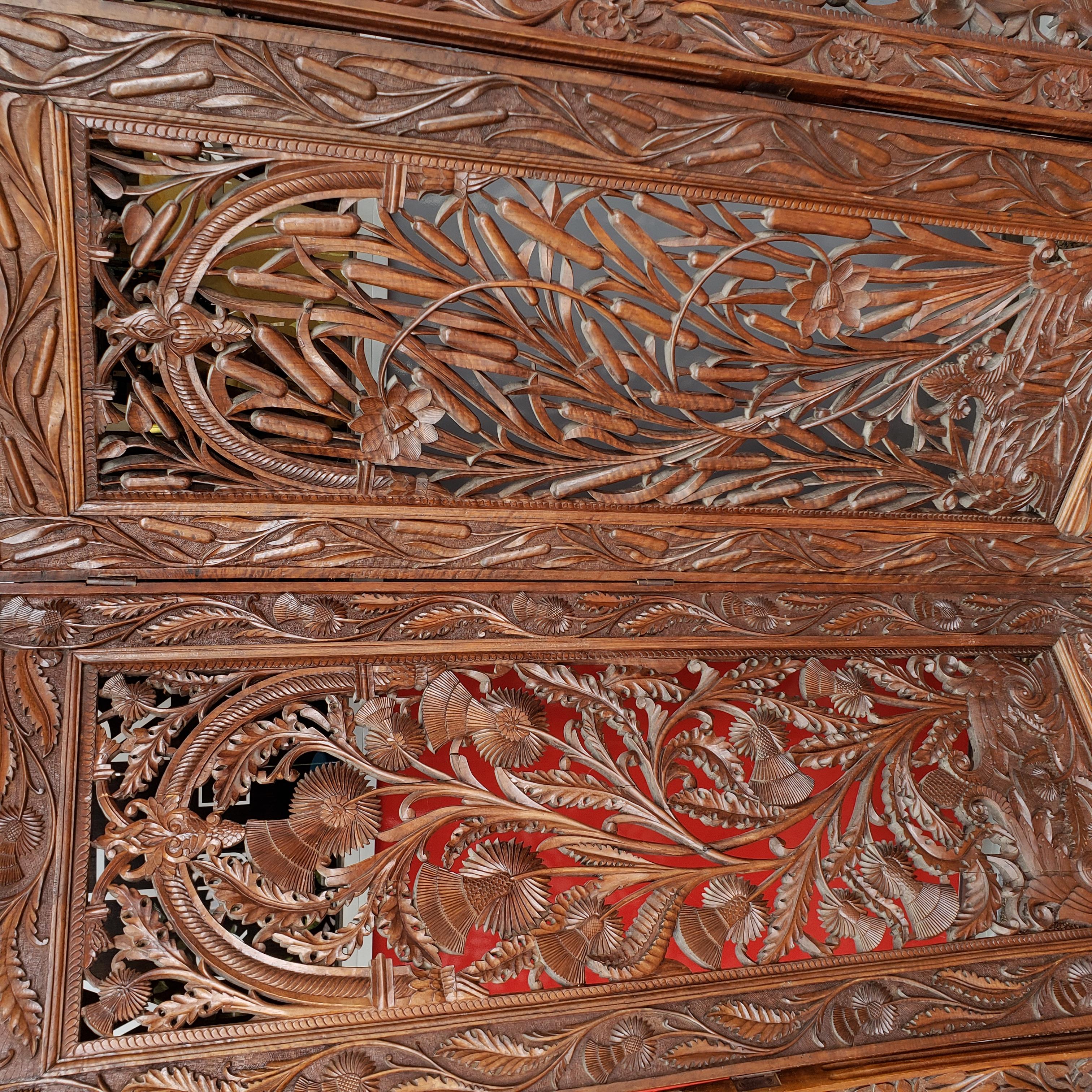 Anglo Indian Raj Carved Floral Hardwood Screen European Market Four Panel  In Good Condition For Sale In Sarasota, FL