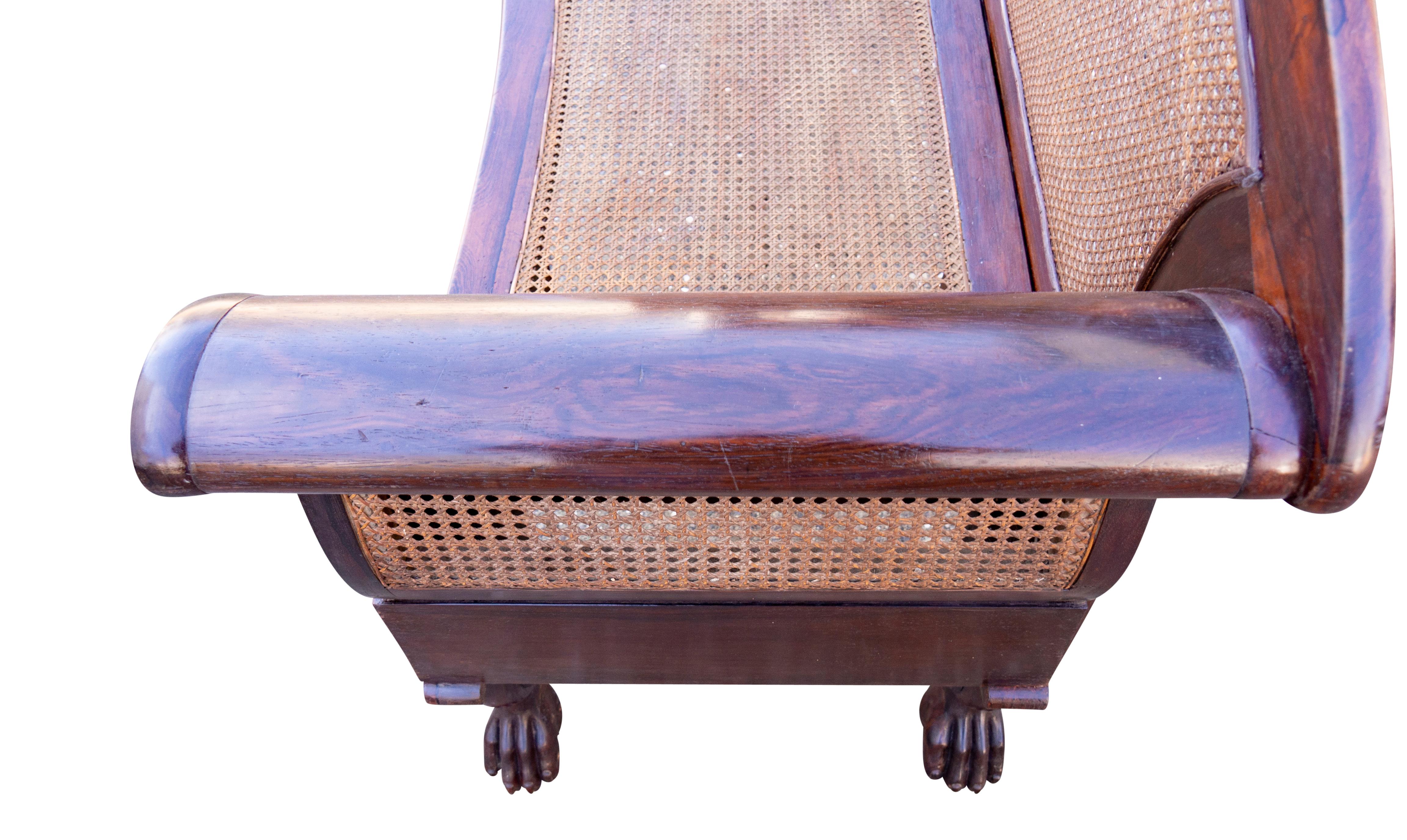 Sillón angloindio de palisandro y caña en venta 10