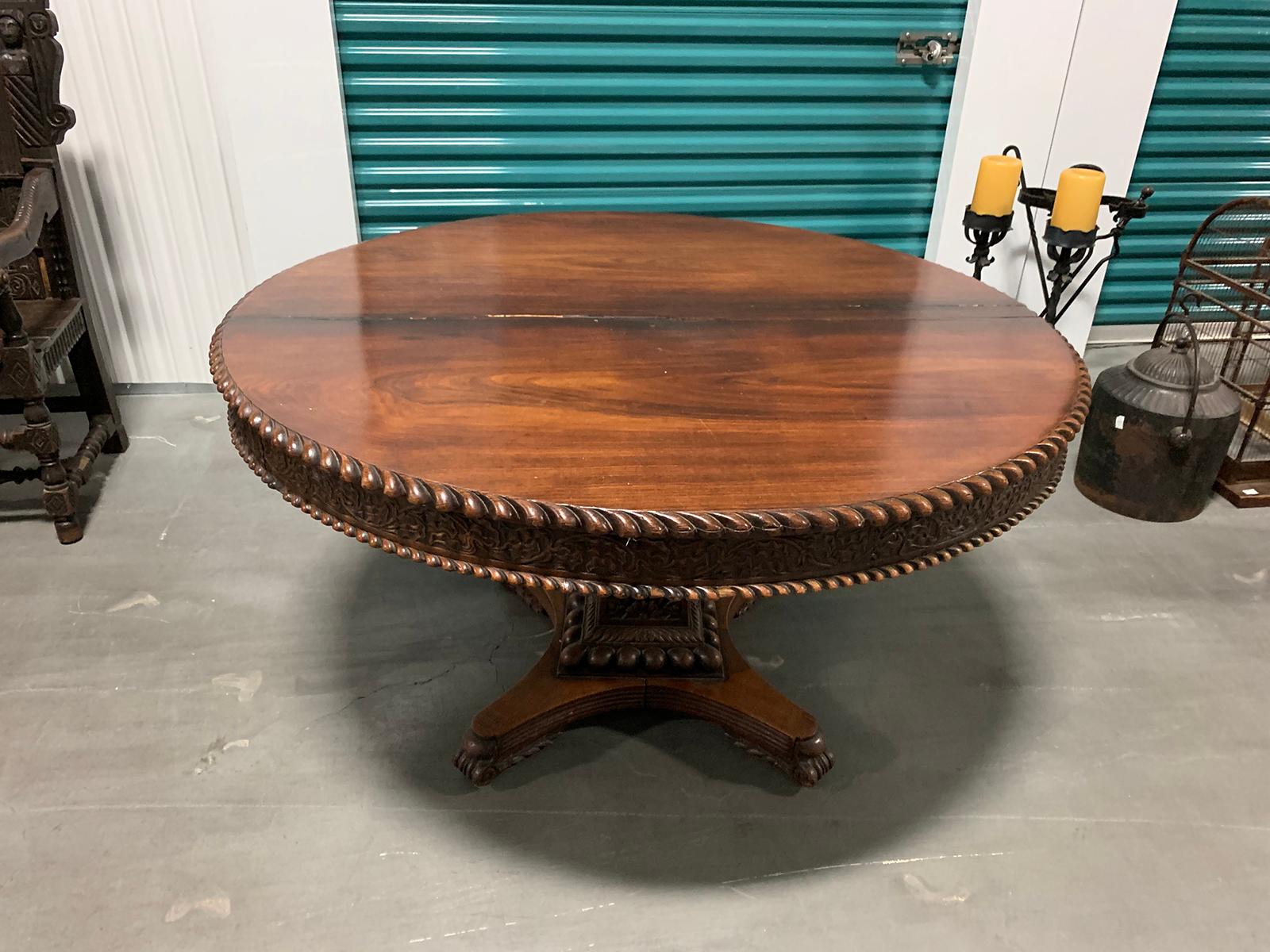 Anglo-Indian Round Carved Padauk Wood Tilt-Top Center Table, circa 1880 In Good Condition In Atlanta, GA