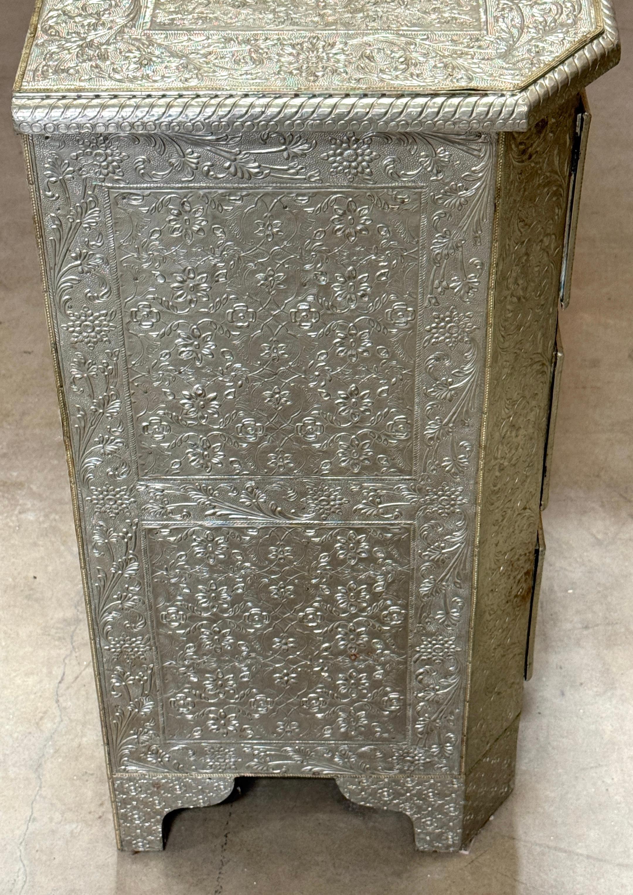 Anglo- Indian Silver Clad Repoused Three Dawer Chest or Nightstand 3
