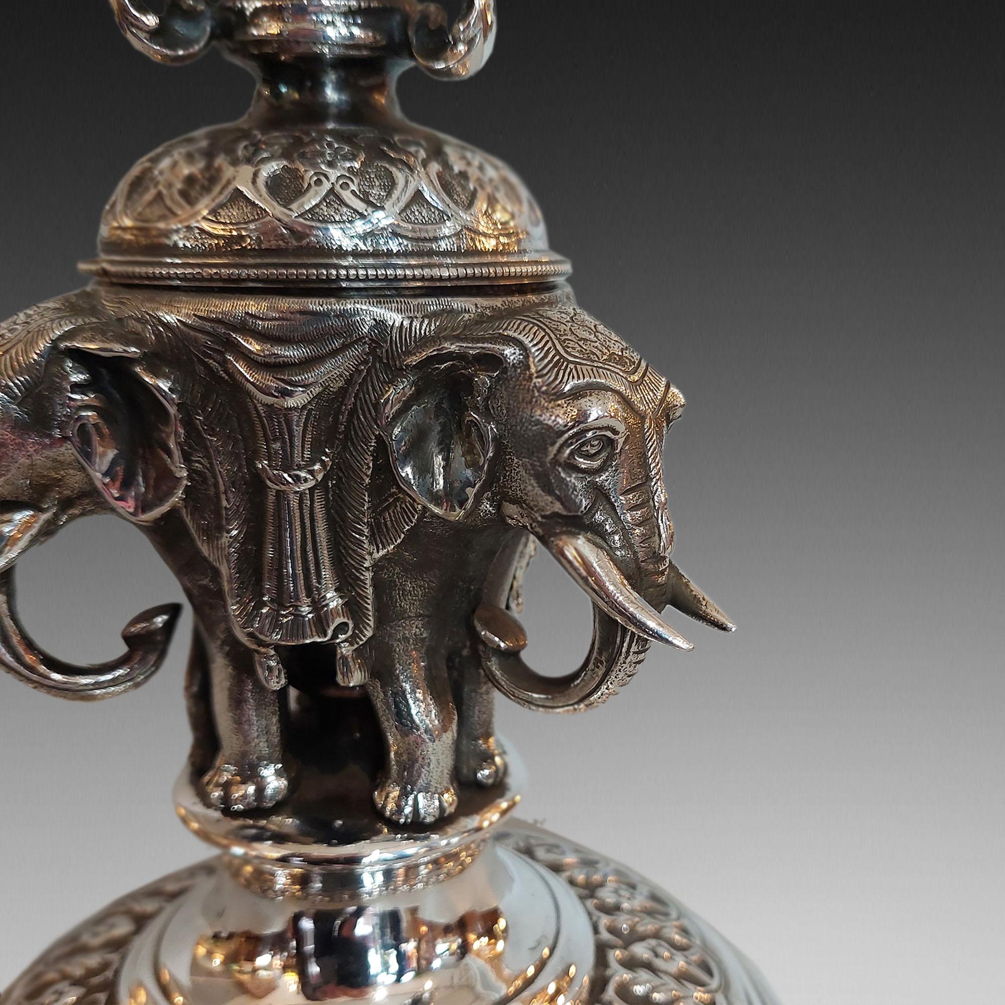 Angloindische versilberte Tischlampe (20. Jahrhundert) im Angebot