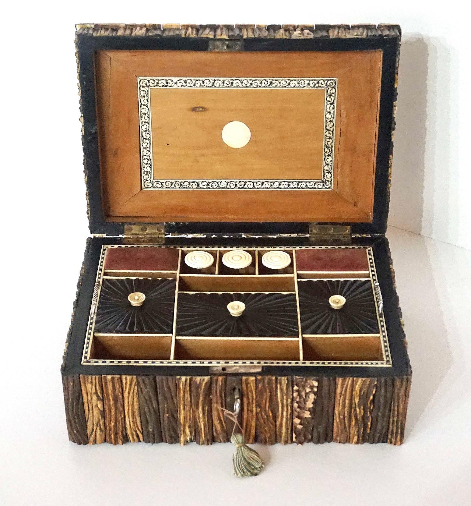 Anglo-Indian Stag Antler Veneered Sandalwood Sewing Box, Vizagapatam, circa 1840 1
