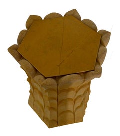 Table d'appoint anglo-indienne en pierre (Jaisalmer), avec relief en bambou sculpté à la main