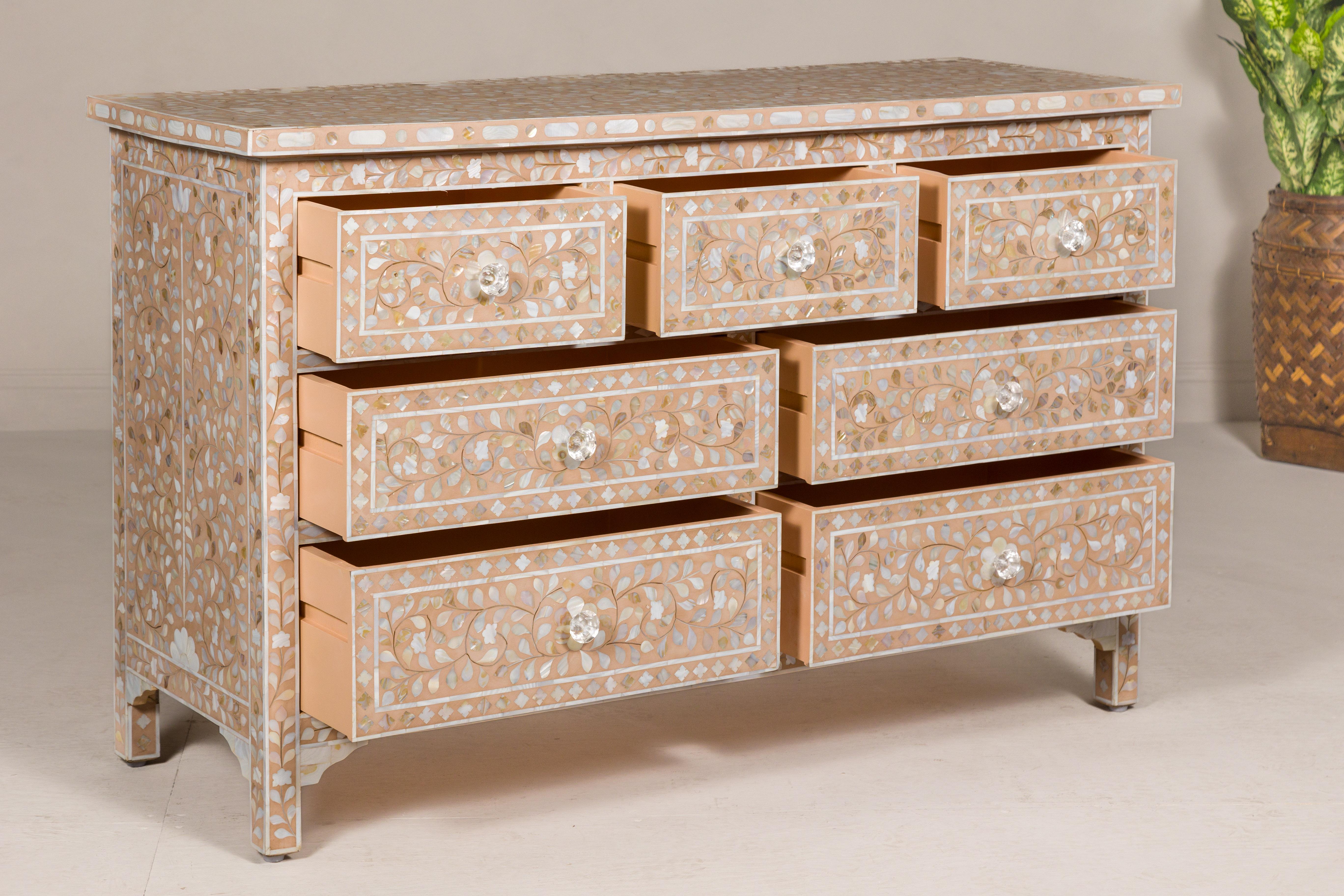 Anglo-Indian Style Soft Pink Dresser with Floral Themed Mother-of-Pearl Inlay For Sale 5