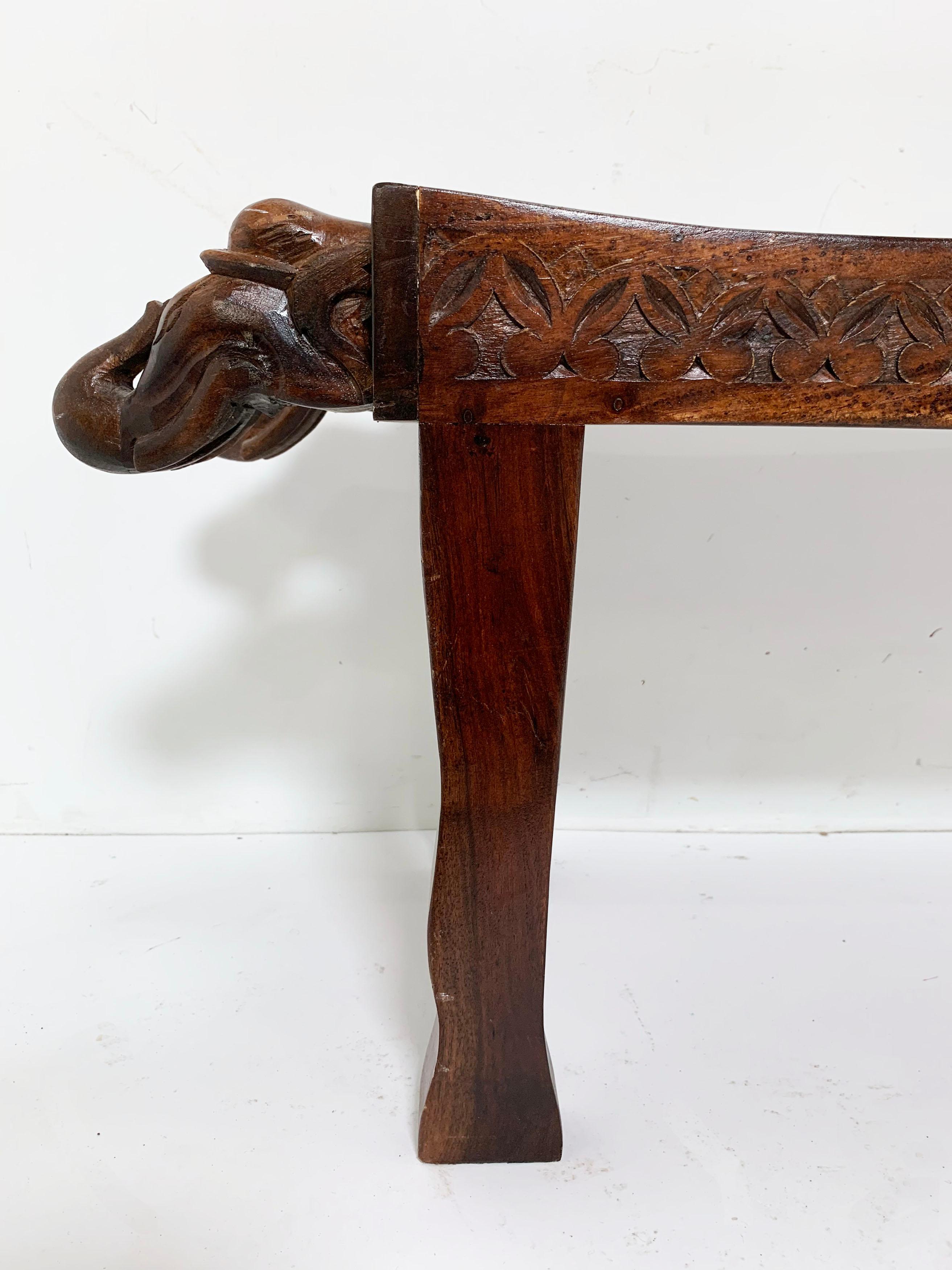 Anglo-Indian Three-Seat Bench with Decorative Elephant Head Carvings circa 1970s 5