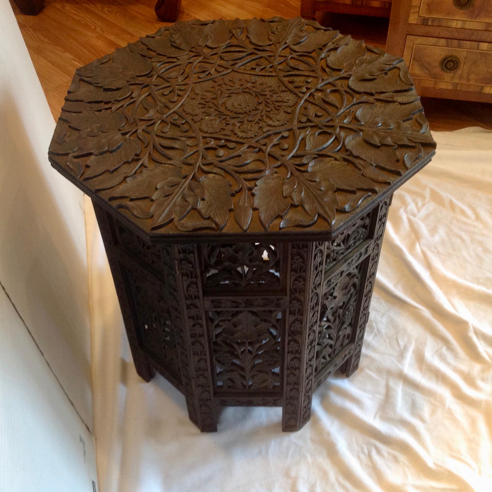 Anglo-Indian Travel Table / Tabouret 4