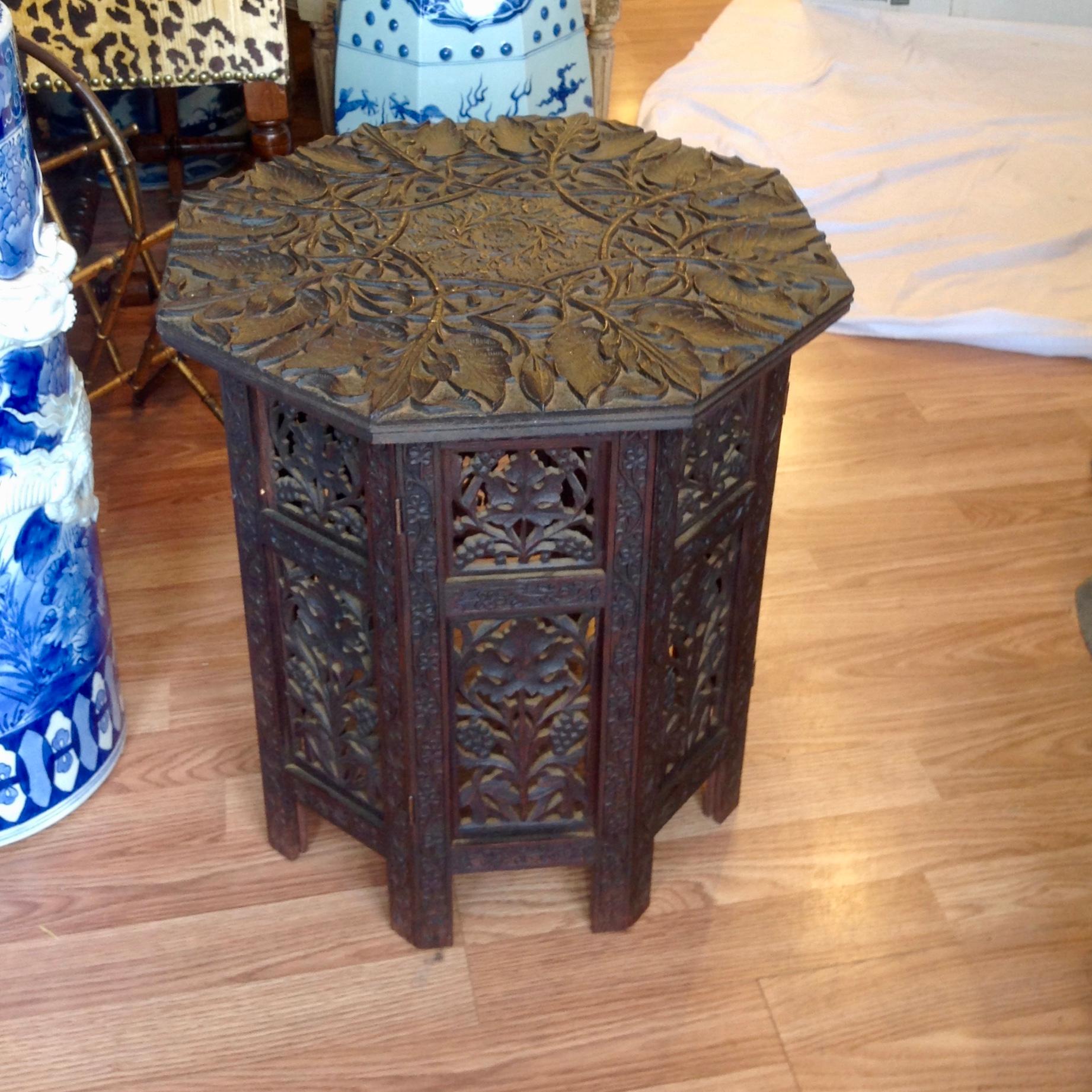 Anglo-Indian Travel Table / Tabouret 5