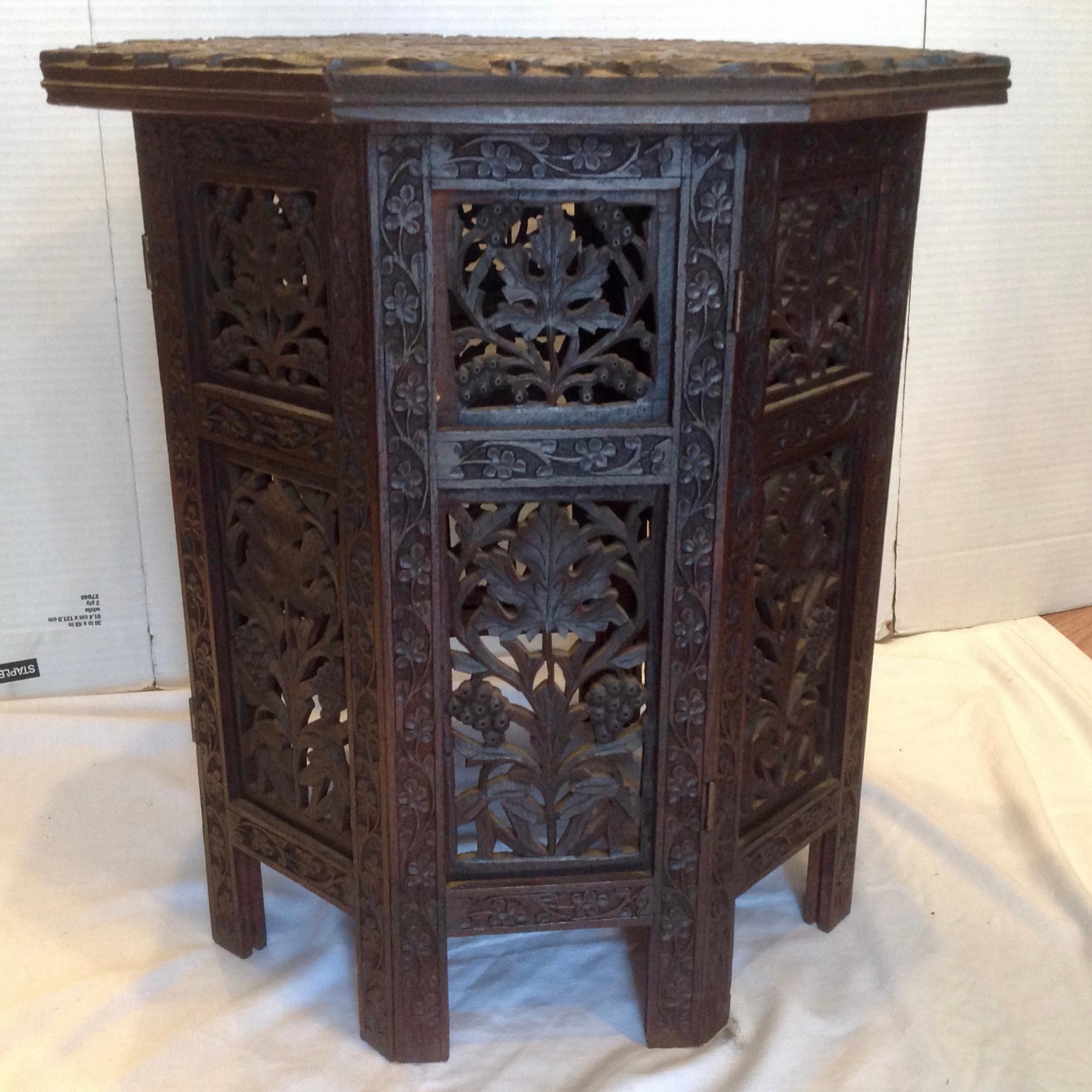 Carved Anglo-Indian Travel Table / Tabouret