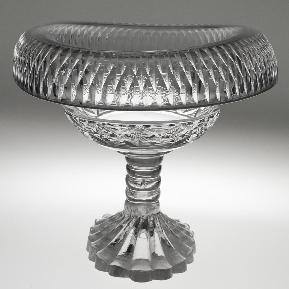 Anglo-Irish Glass Bowl with Fold Over Rim c1800 In Good Condition For Sale In Tunbridge Wells, GB