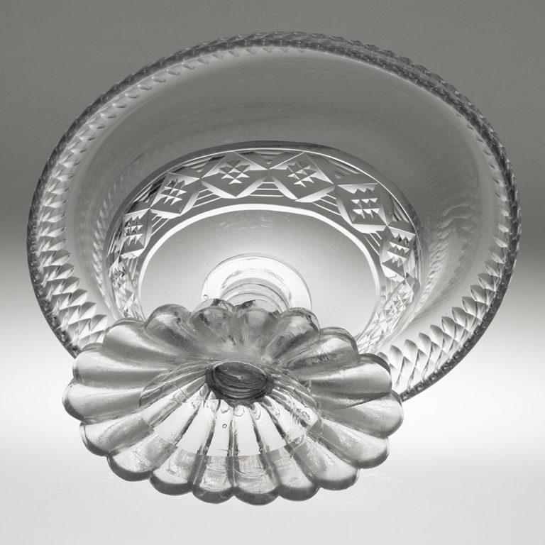 Anglo-Irish Glass Bowl with Fold Over Rim c1800 For Sale 2
