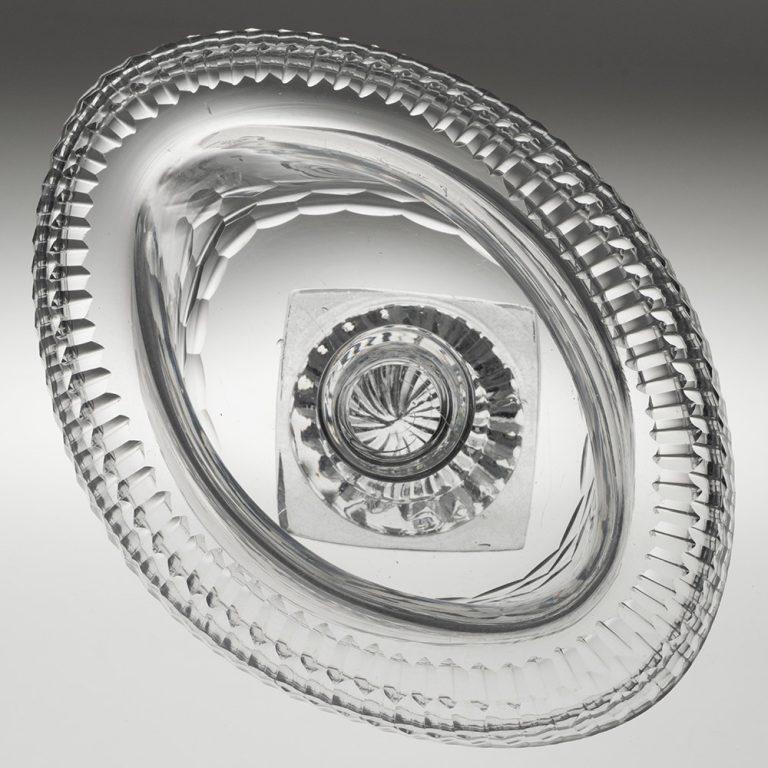 Anglo-Irish Glass Bowl with Lemon Squeezer Foot c1800 For Sale 1