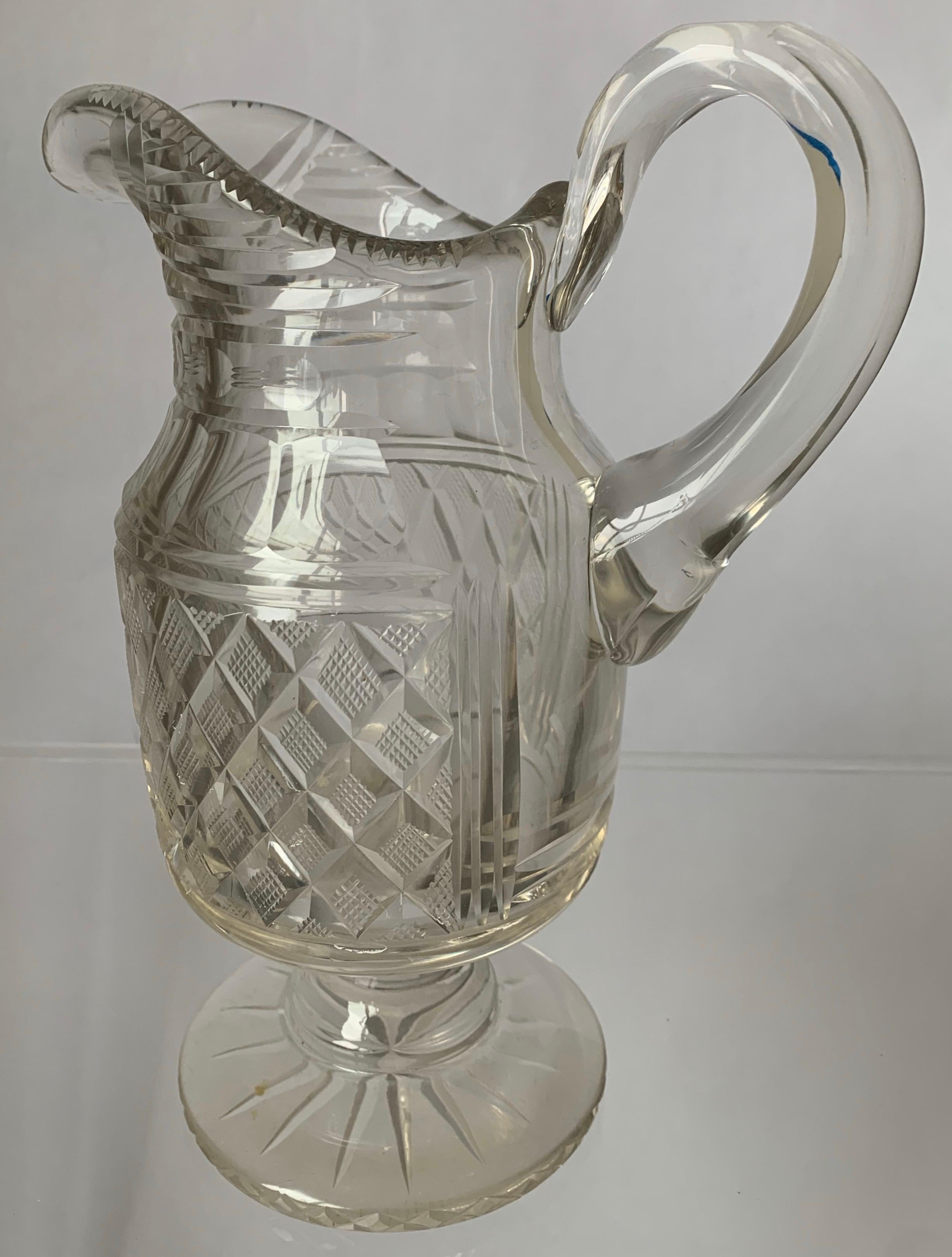 Anglo-Irish Large Cut Crystal Footed Jug, circa 1820 In Good Condition In Stamford, CT