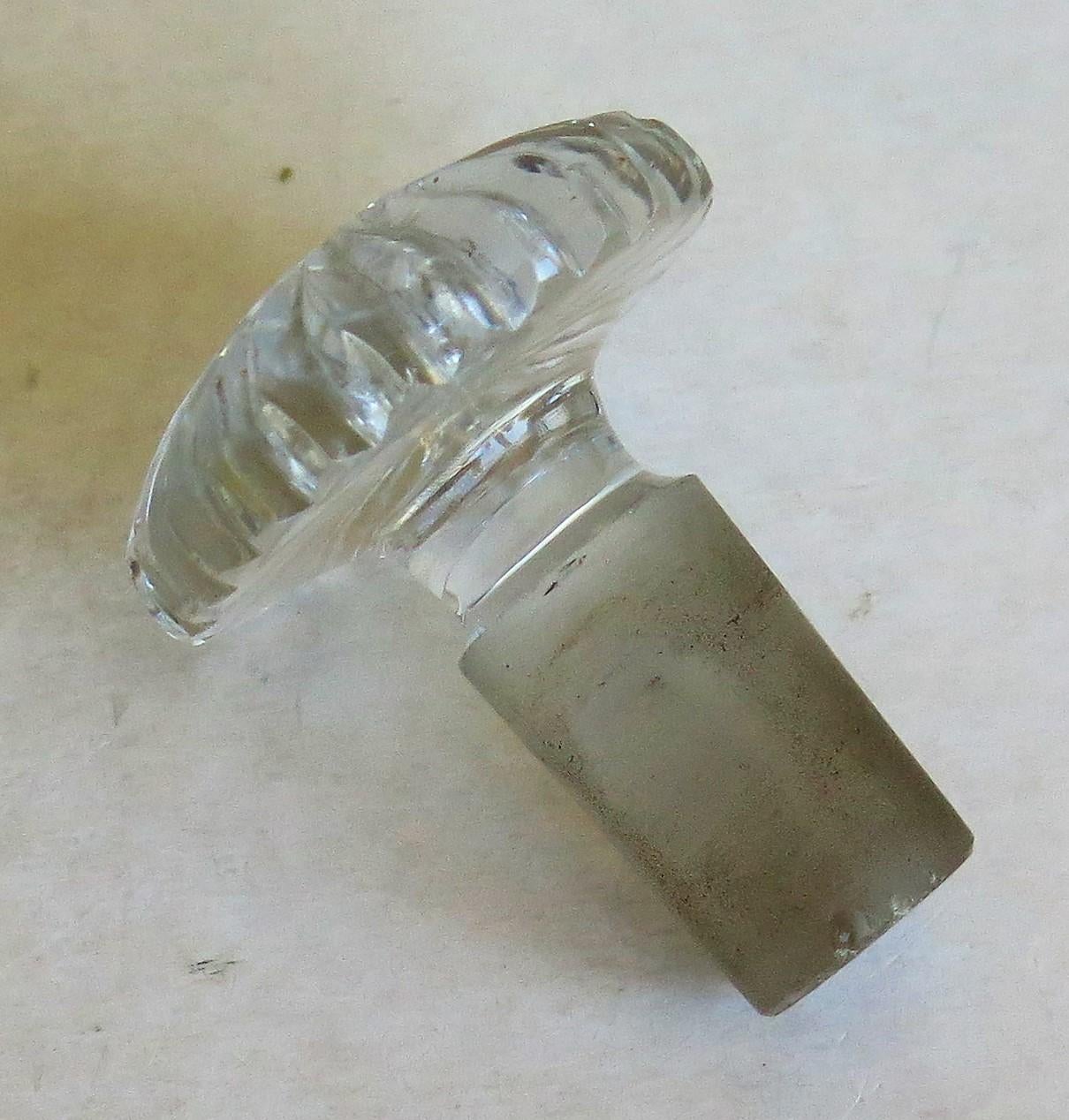 Anglo Irish Lead Glass Decanter Three Neck Rings Mushroom Stopper, Circa 1800 6