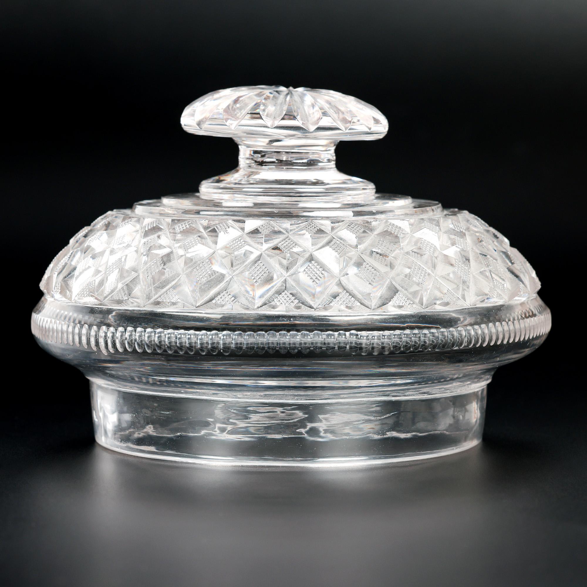 Anglo- Irish Regency Fine Cut Glass Covered Bowl on Stand For Sale 10