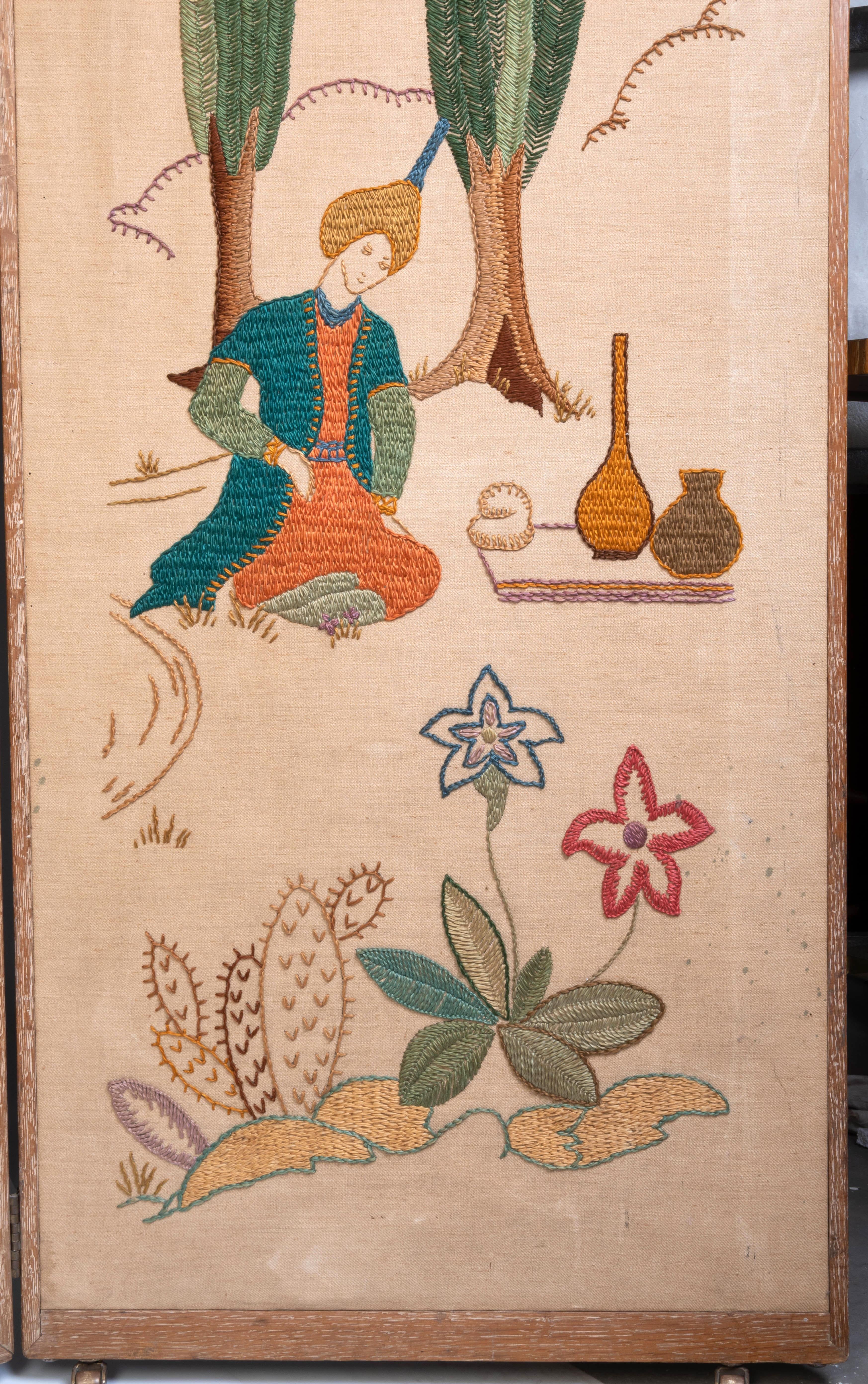 Anglo-Persische Nadelspitze Vier-Panel-Raumteiler, ca. 1930 im Zustand „Gut“ im Angebot in London, GB