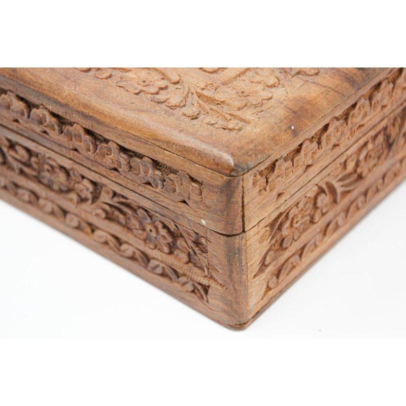 Anglo Raj Hand Carved Wooden Decorative Jewelry Box For Sale 4