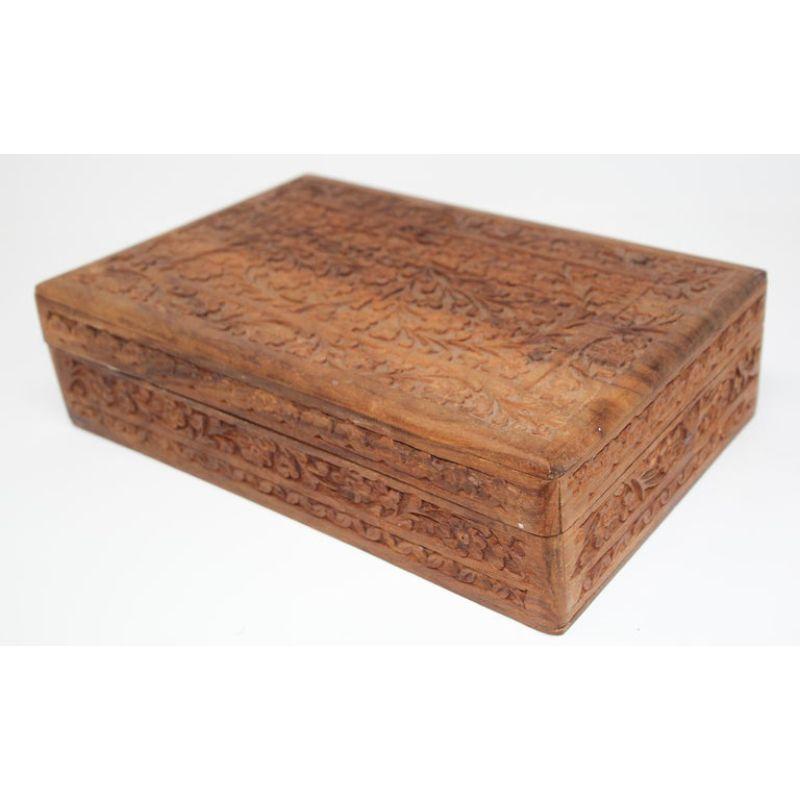 Anglo Raj Hand Carved Wooden Decorative Jewelry Box For Sale 5