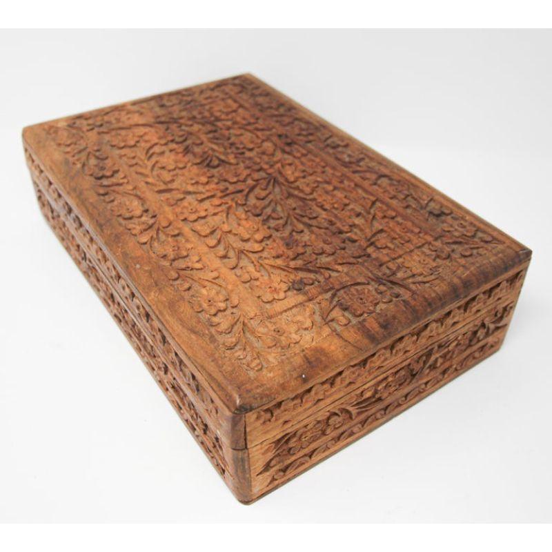 Anglo Raj Hand Carved Wooden Decorative Jewelry Box For Sale 13