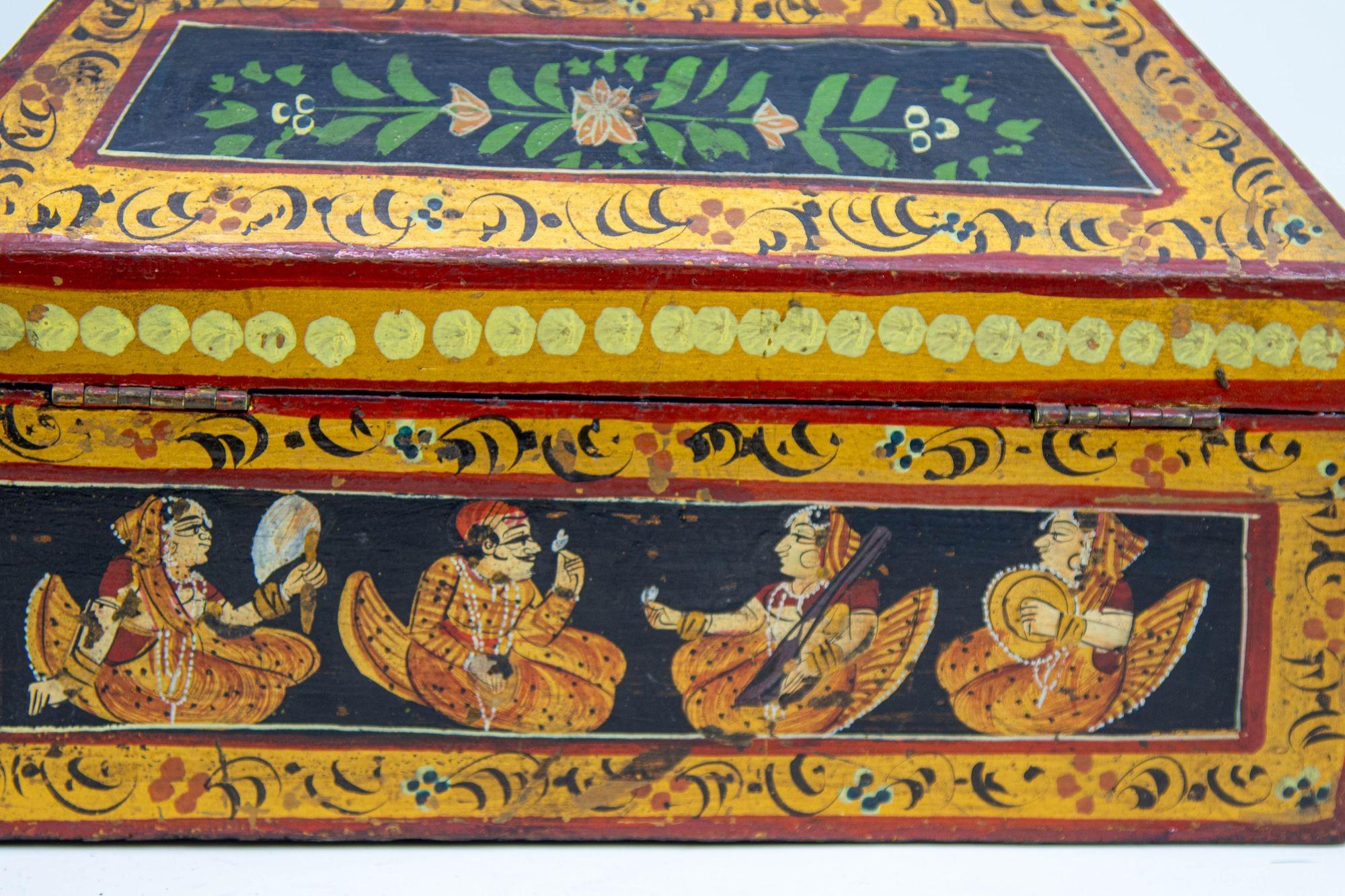 Anglo Raj Hand Painted Jewellery Wood Box 1920s For Sale 7