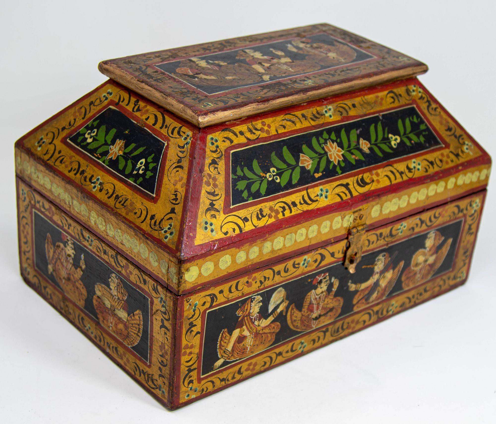 Anglo Raj Hand Painted Jewellery Wood Box 1920s For Sale 10