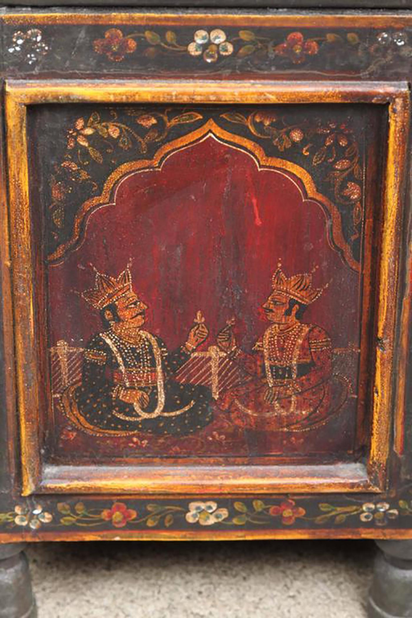 Early 20th Century Antique Anglo-Raj Hand-Painted Teak Coffee Table India For Sale