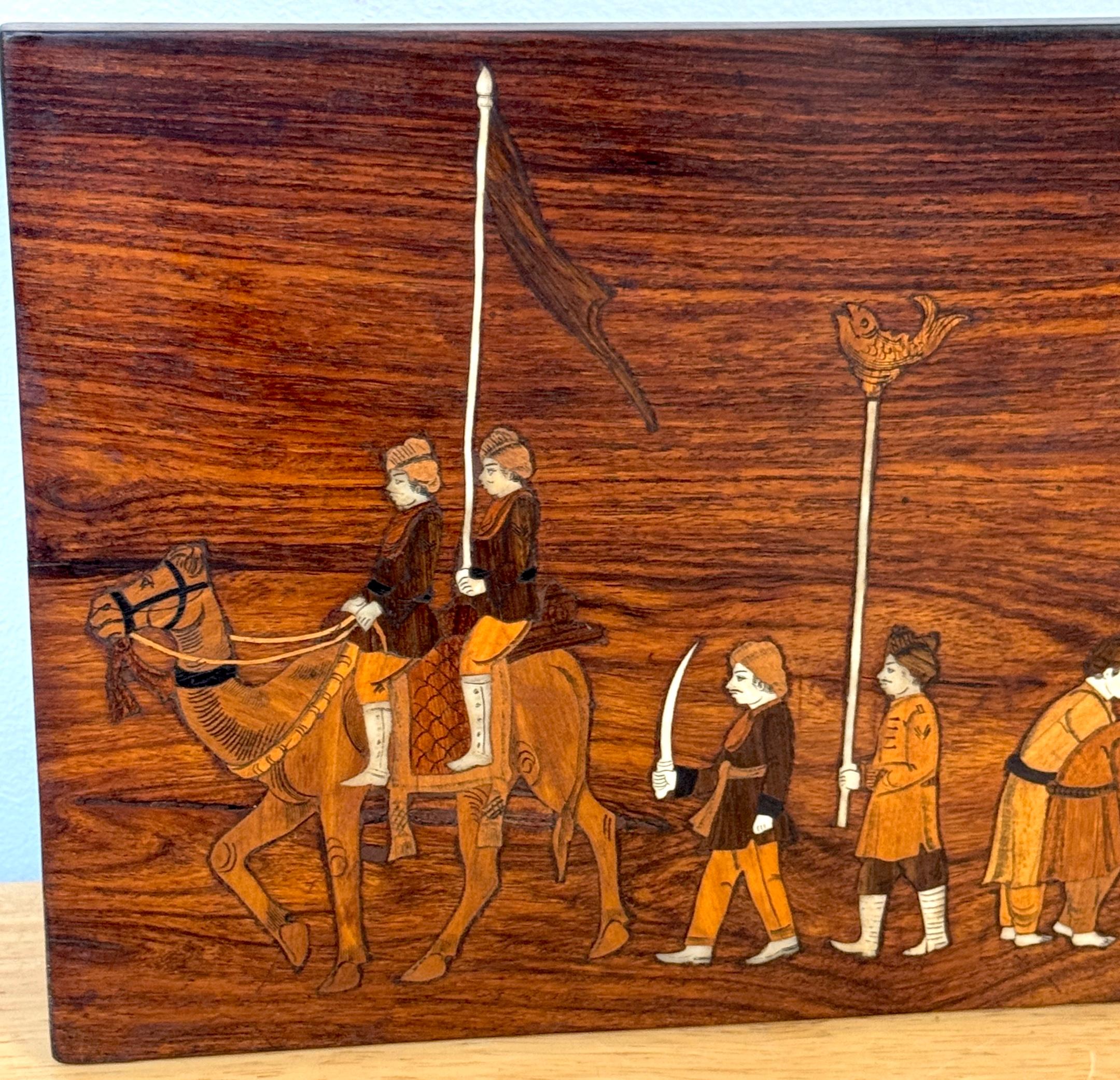 Elefante intarsiato Anglo-Raj-Indiano da cerimonia/processione  Pannello in legno duro in vendita 1