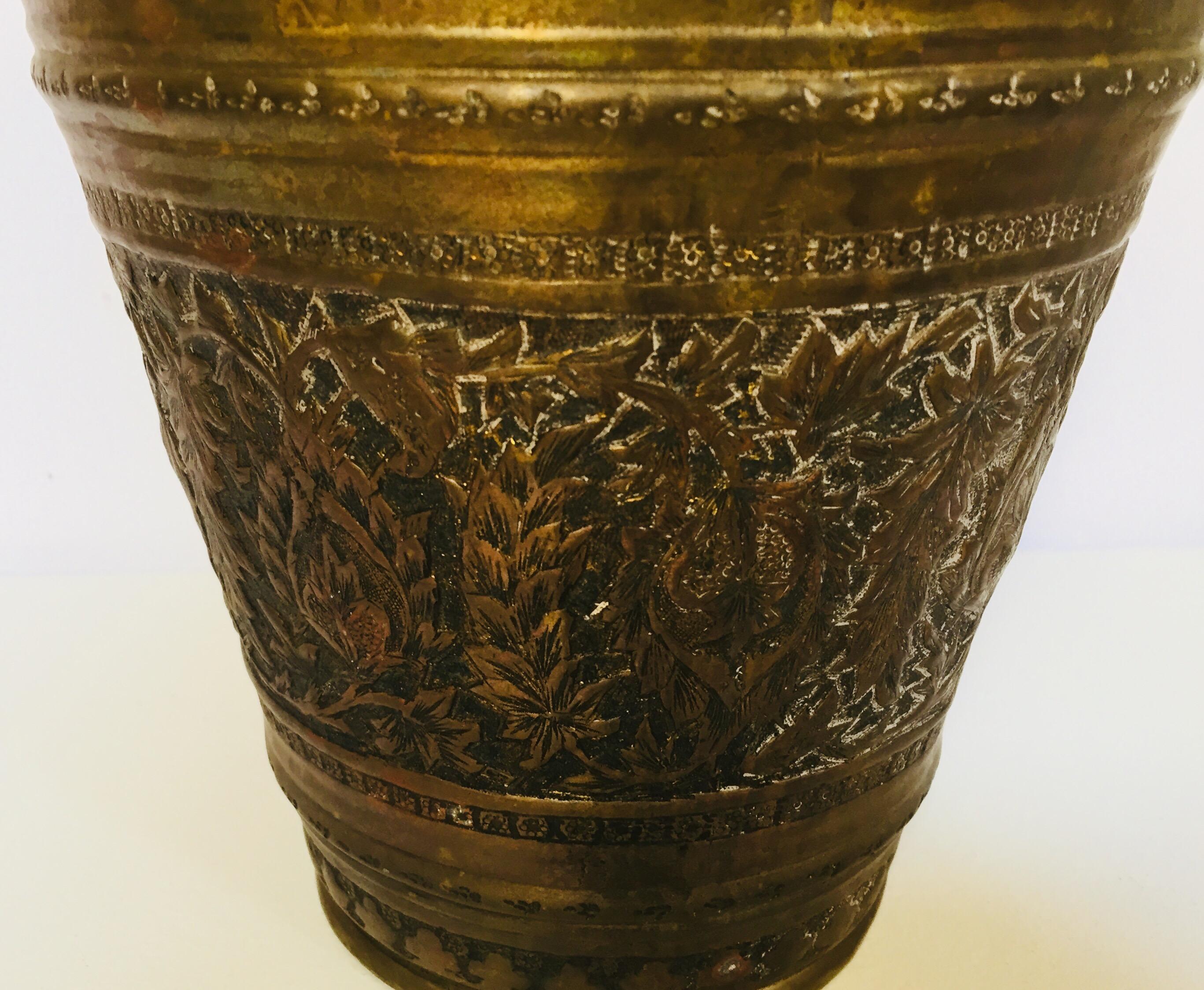 Hand-Crafted Anglo-Raj Mughal Bronzed Copper Vessel Bucket For Sale