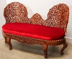 Sillón Anglo-Raj con respaldo abierto Respaldo de árbol de la vida tallado a mano