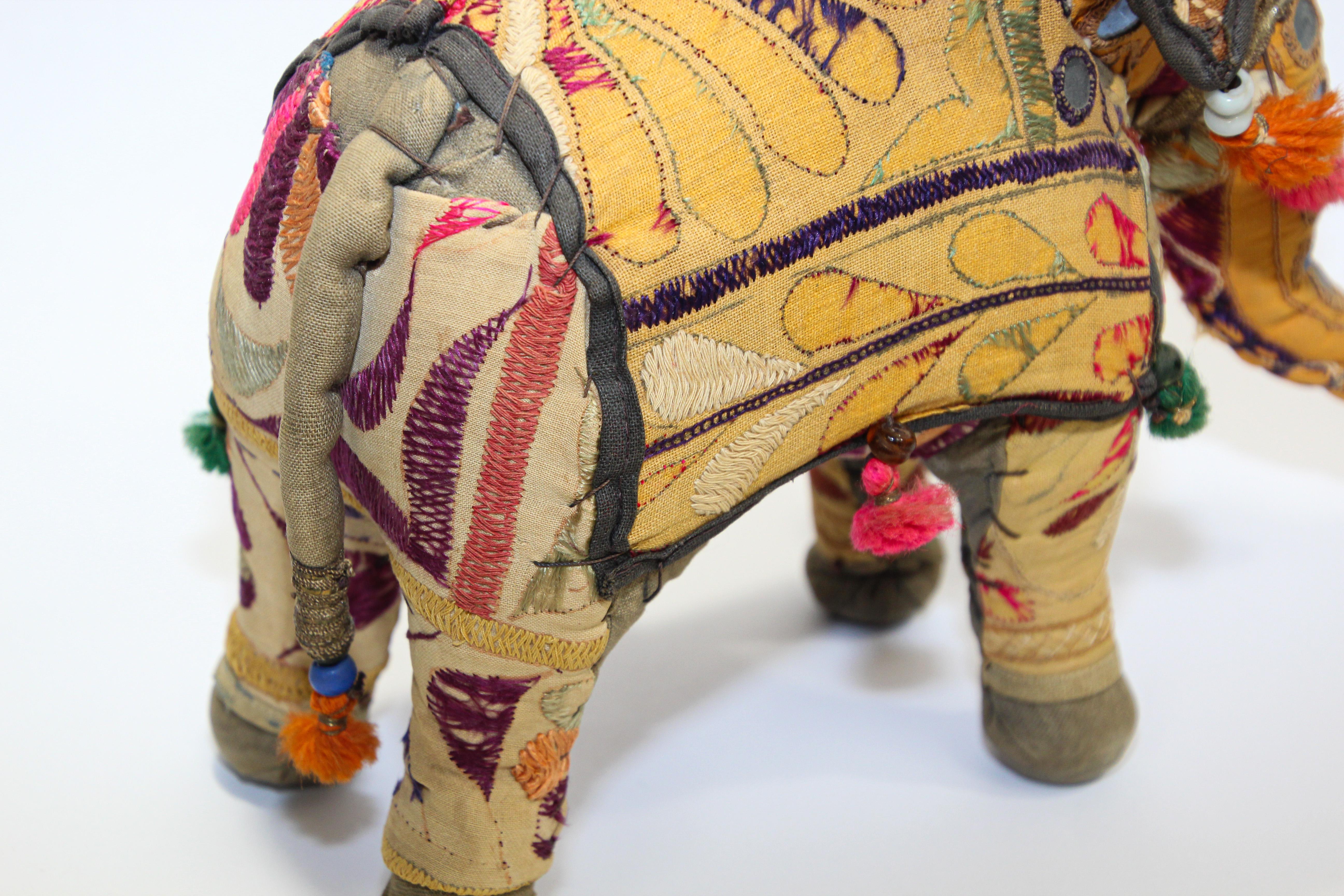 Anglo Raj Vintage Hand-Crafted Stuffed Cotton Embroidered Elephant, India, 1950 For Sale 3