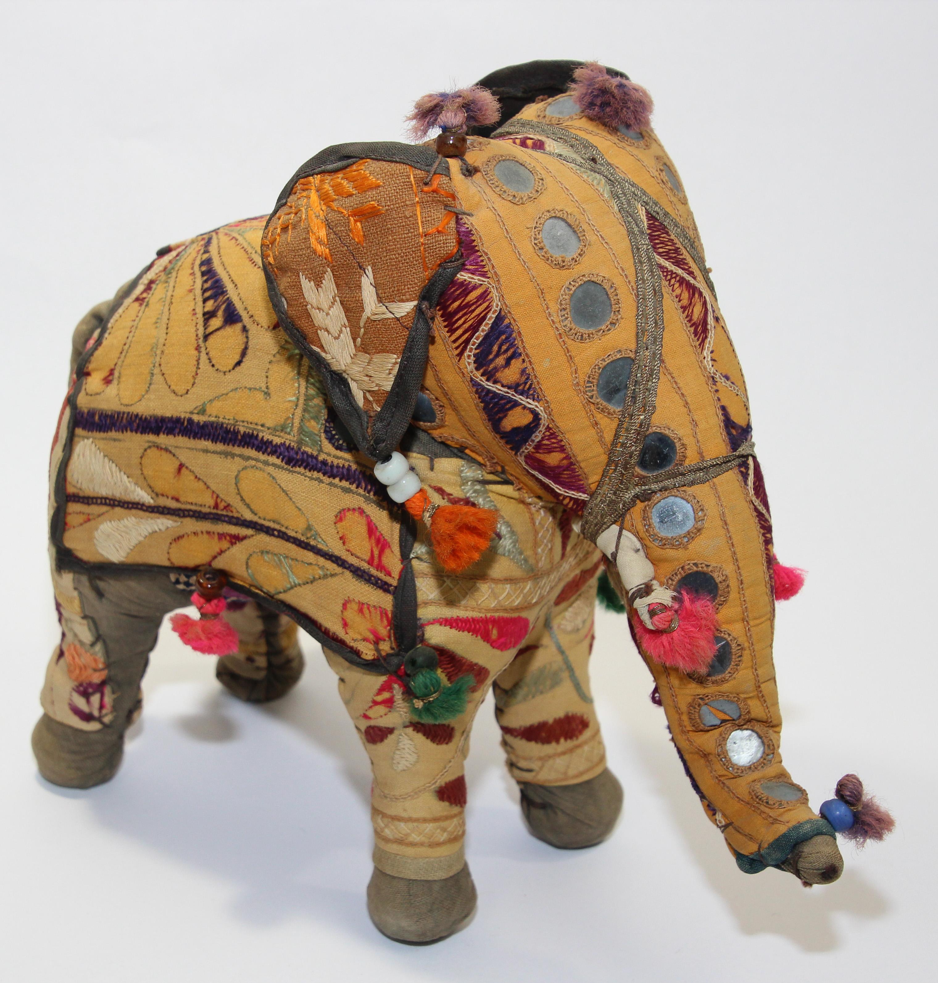 Anglo Raj Vintage Hand-Crafted Stuffed Cotton Embroidered Elephant, India, 1950 For Sale 5