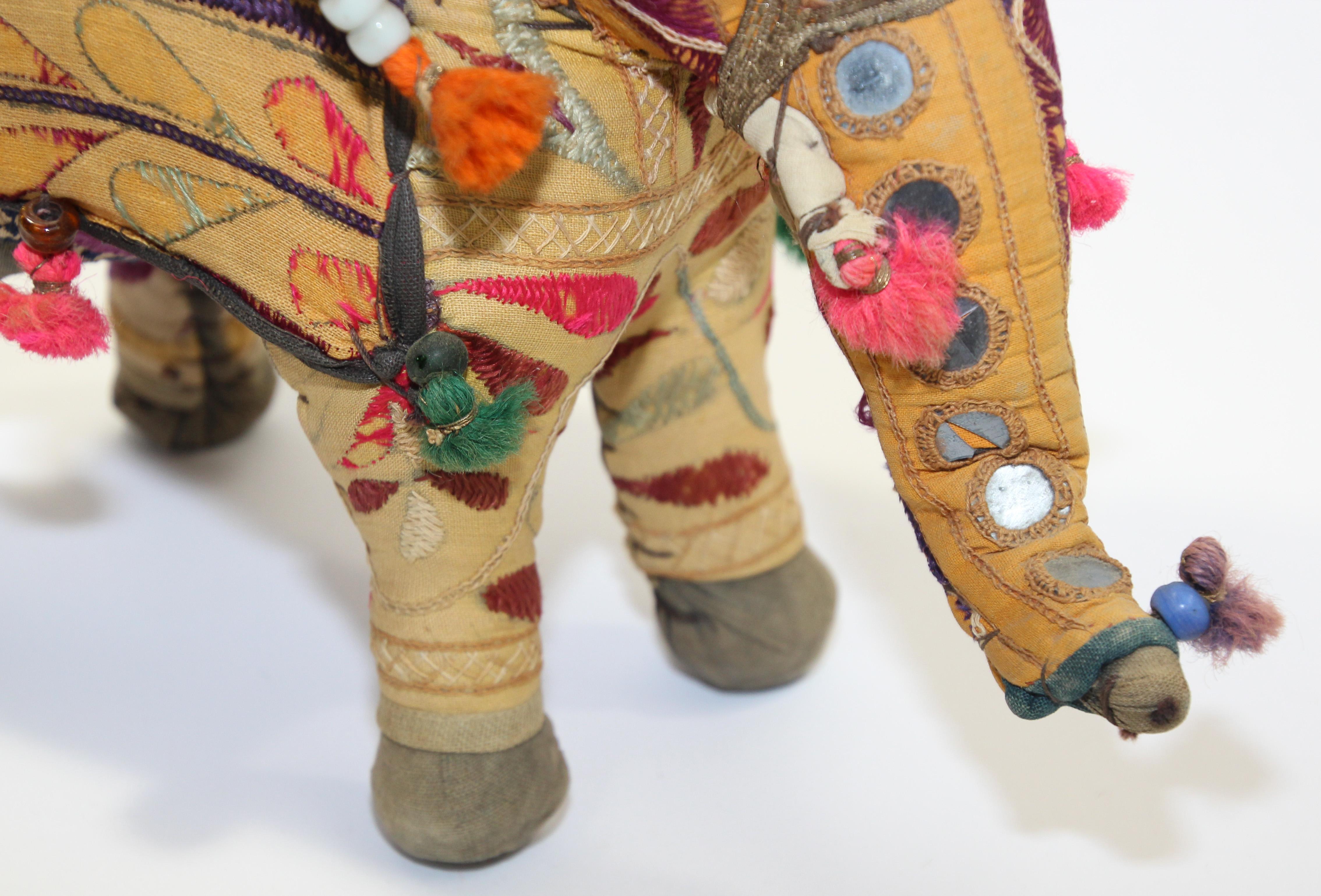 Anglo Raj Vintage Hand-Crafted Stuffed Cotton Embroidered Elephant, India, 1950 For Sale 7